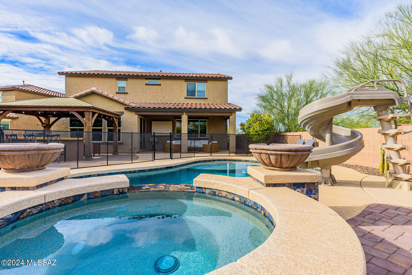 Linda Vista Heights SQ20161440591 - Residential