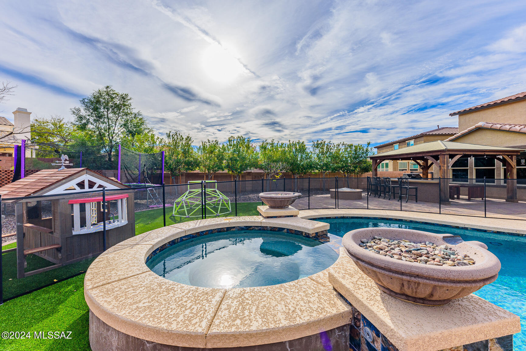 Linda Vista Heights SQ20161440591 - Residential