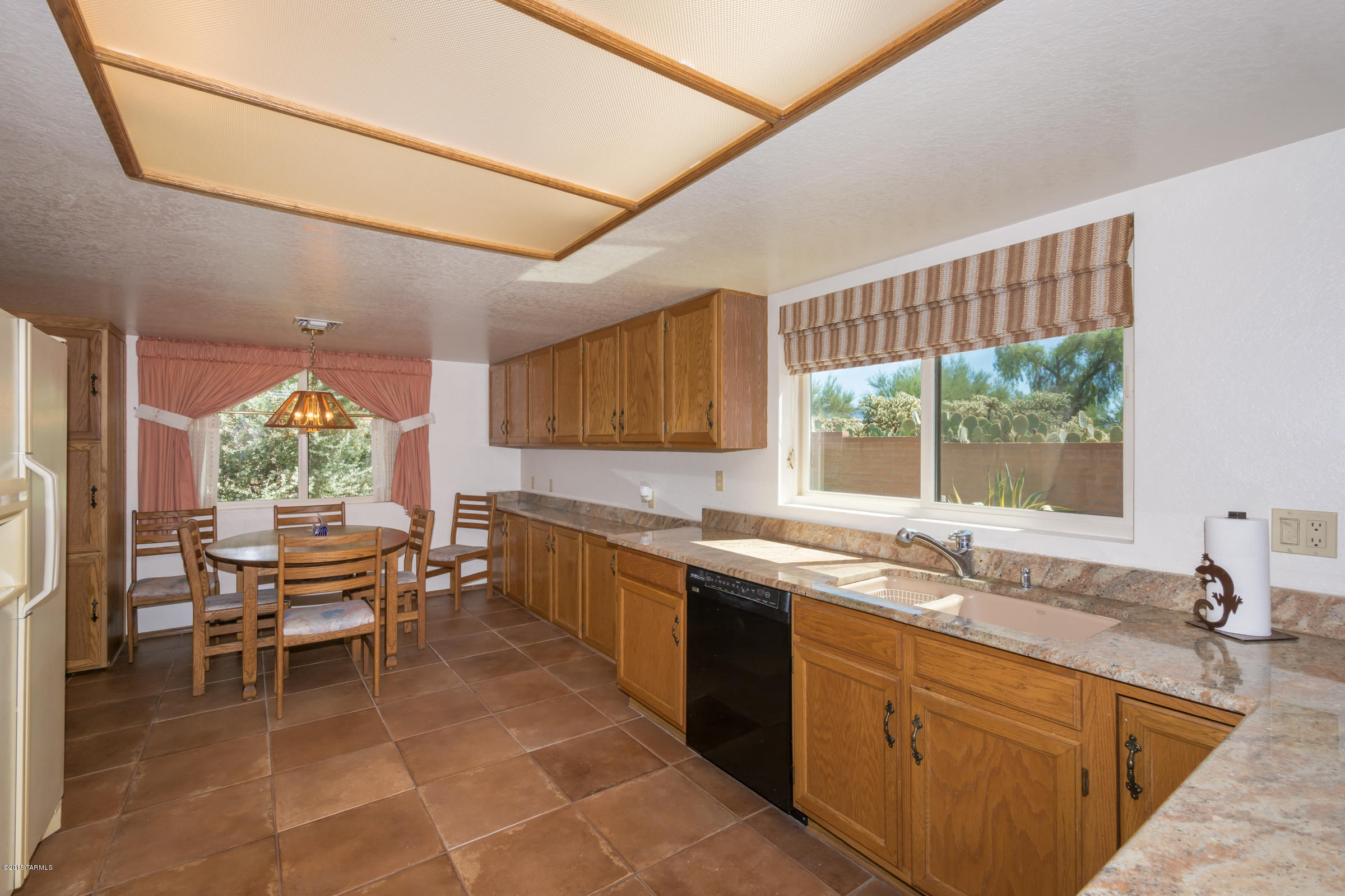 Casas Adobes Country Club Est. - Residential