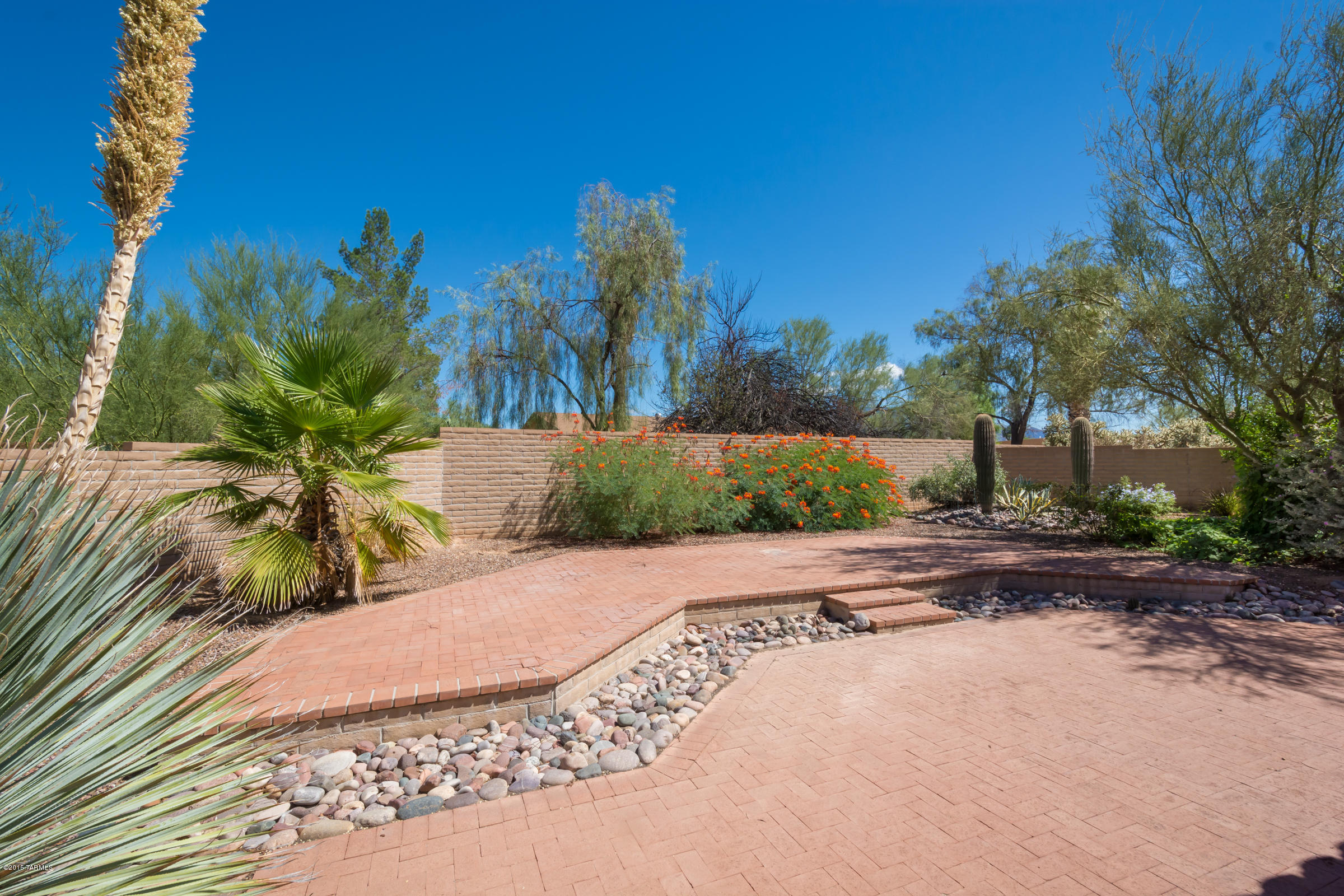 Casas Adobes Country Club Est. - Residential