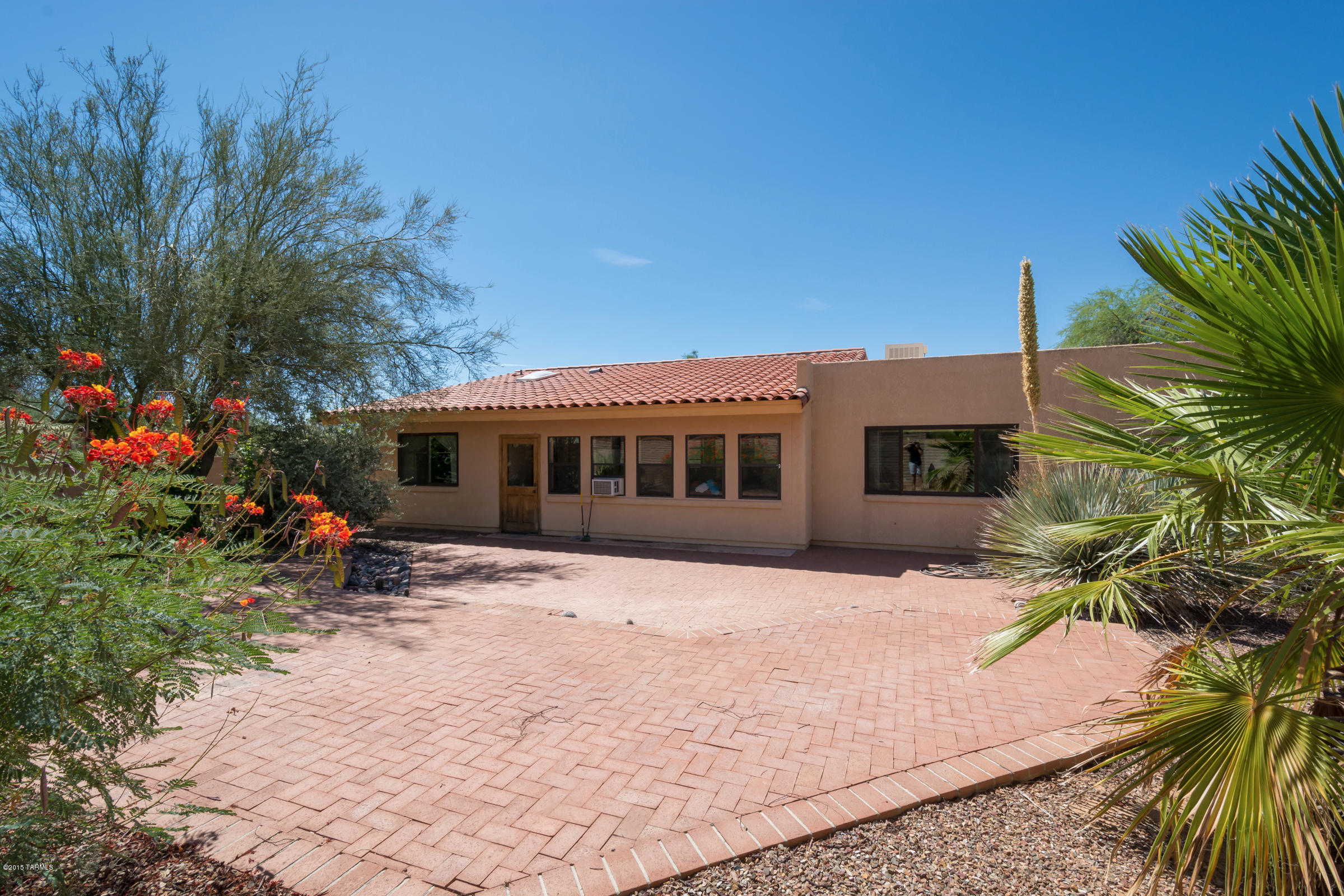 Casas Adobes Country Club Est. - Residential