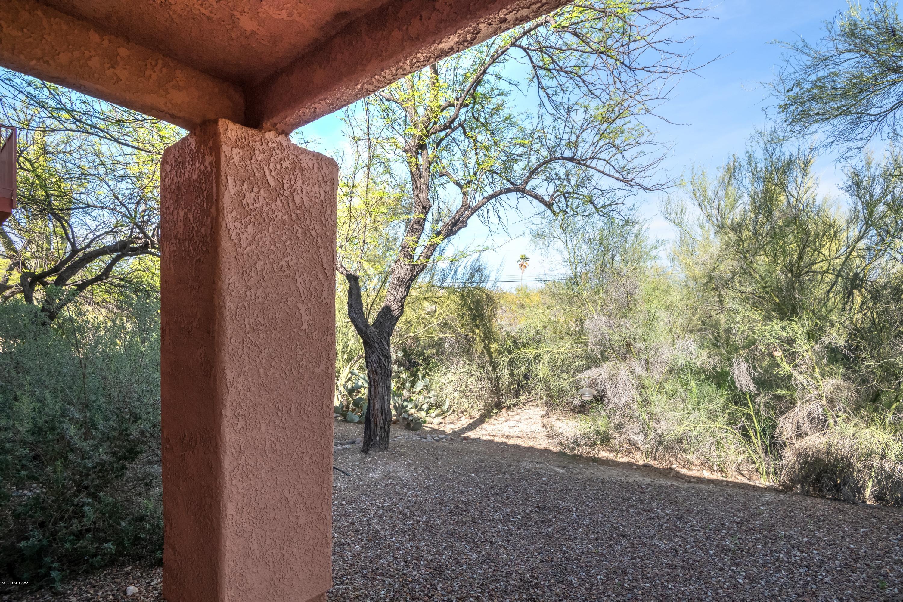 Ventana Vista Condominiums - Residential