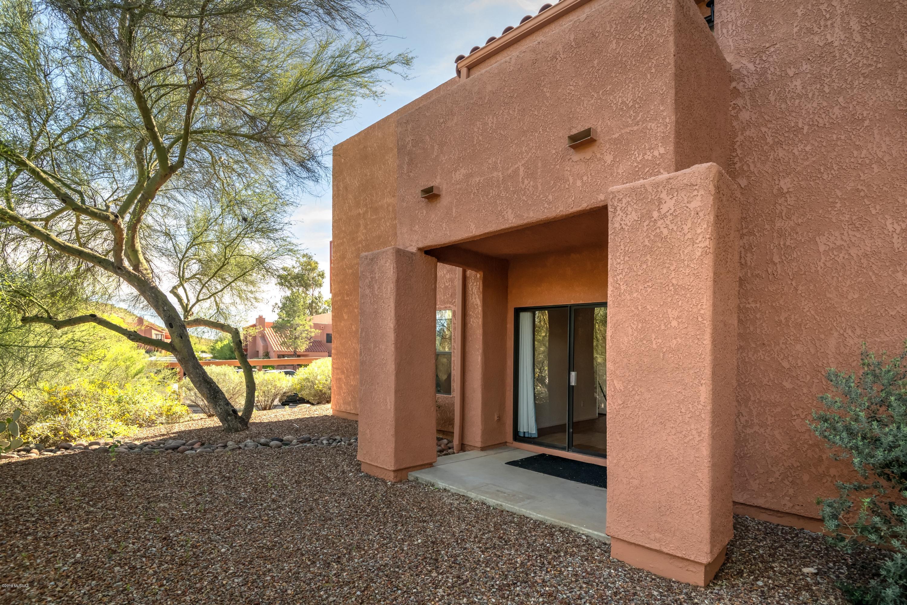 Ventana Vista Condominiums - Residential