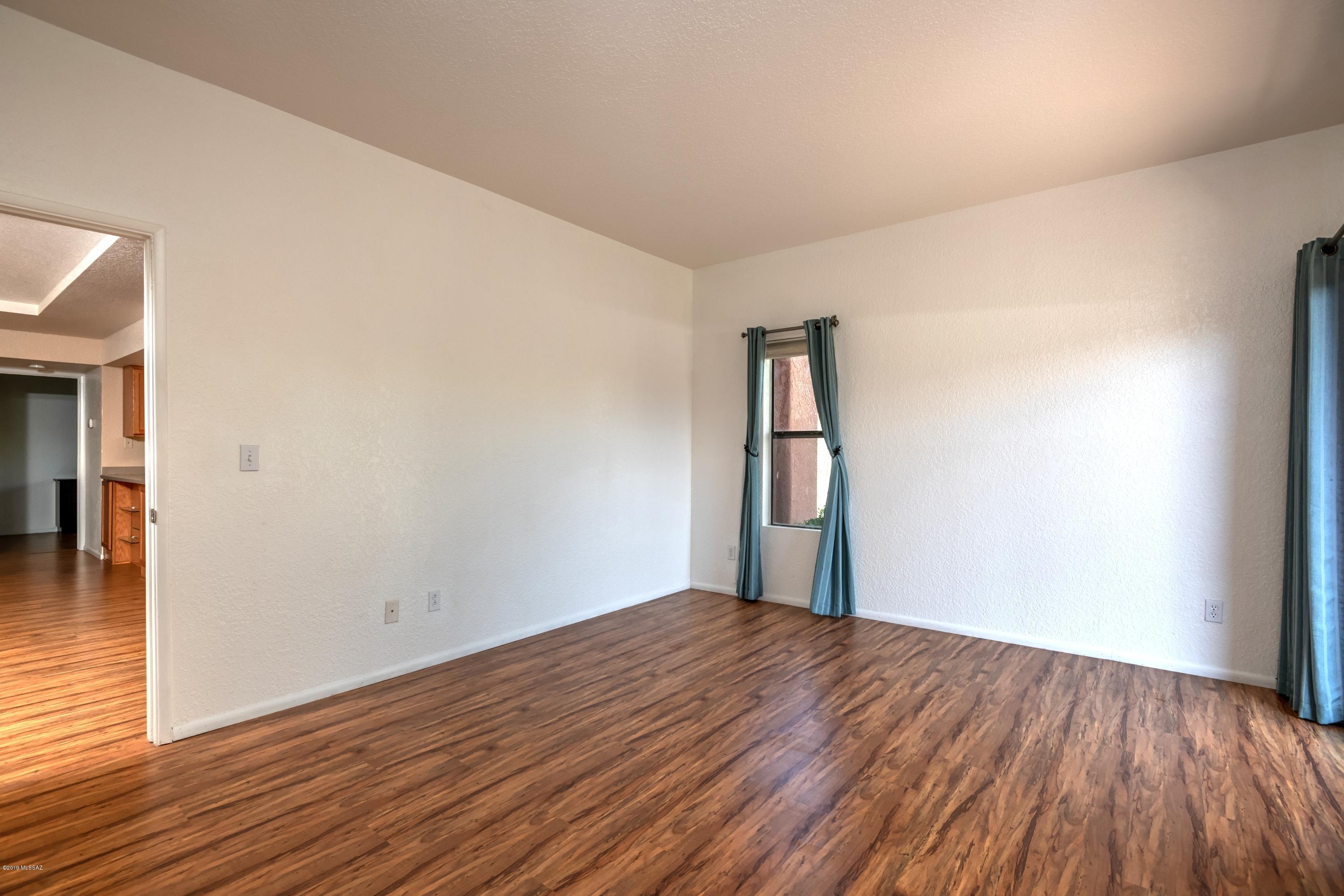 Ventana Vista Condominiums - Residential