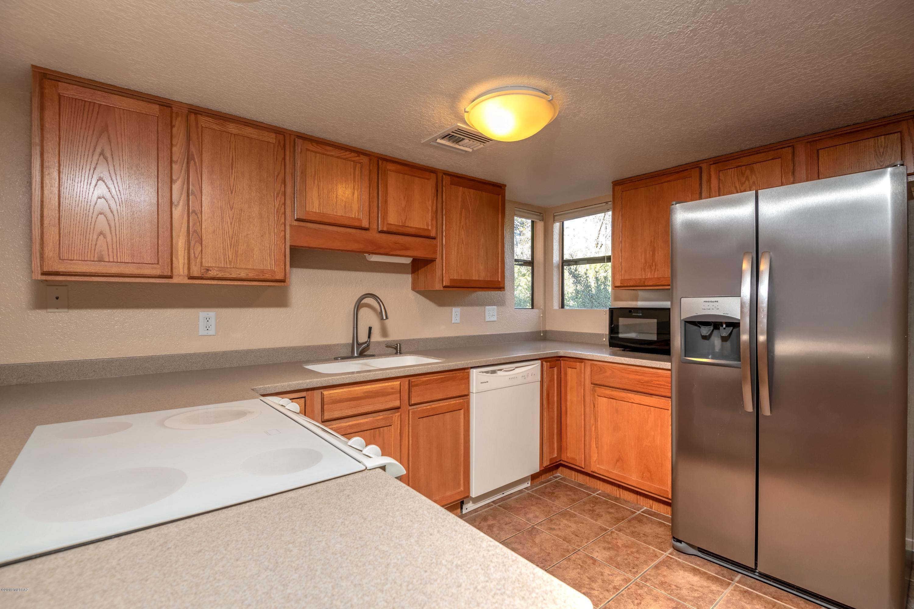 Ventana Vista Condominiums - Residential