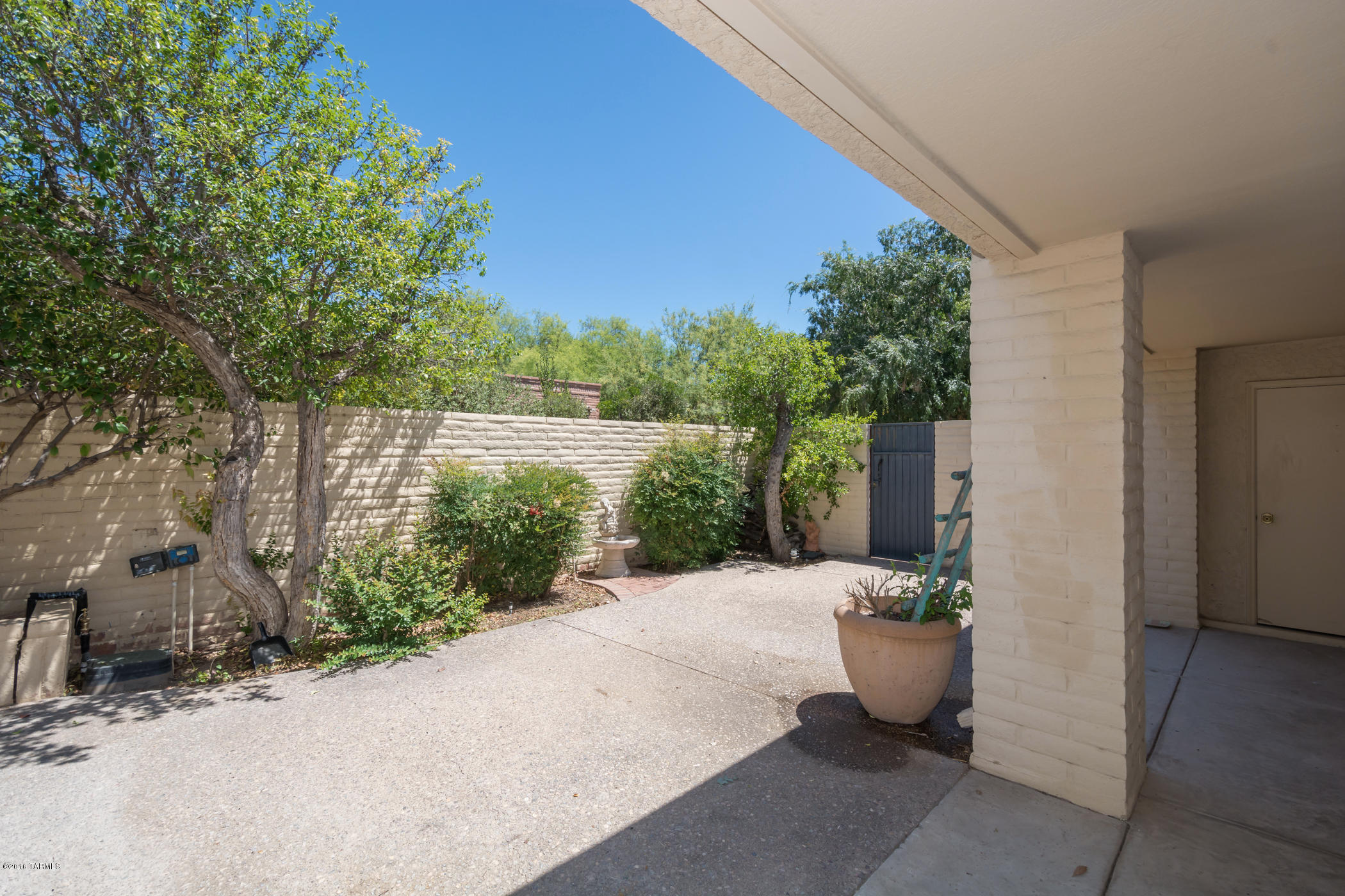 Riverbend Sabino Canyon Rd Amd - Residential
