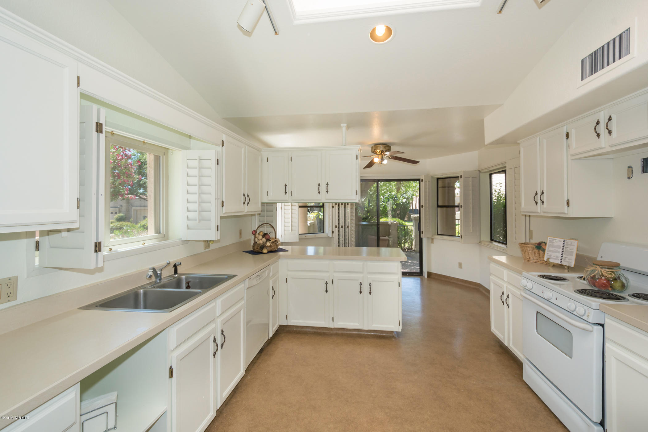 Riverbend Sabino Canyon Rd Amd - Residential