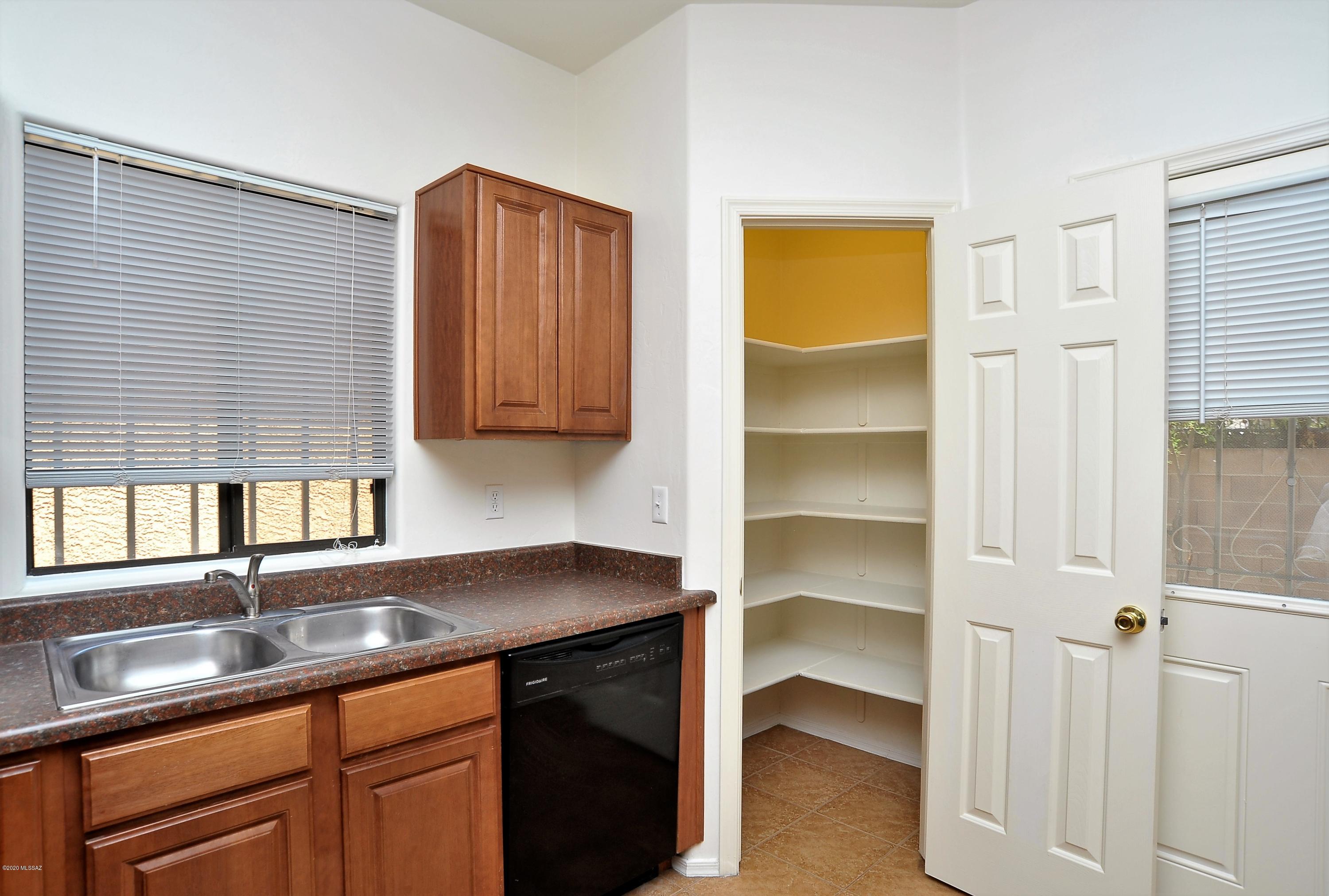 Estrella Sub Amd - Residential