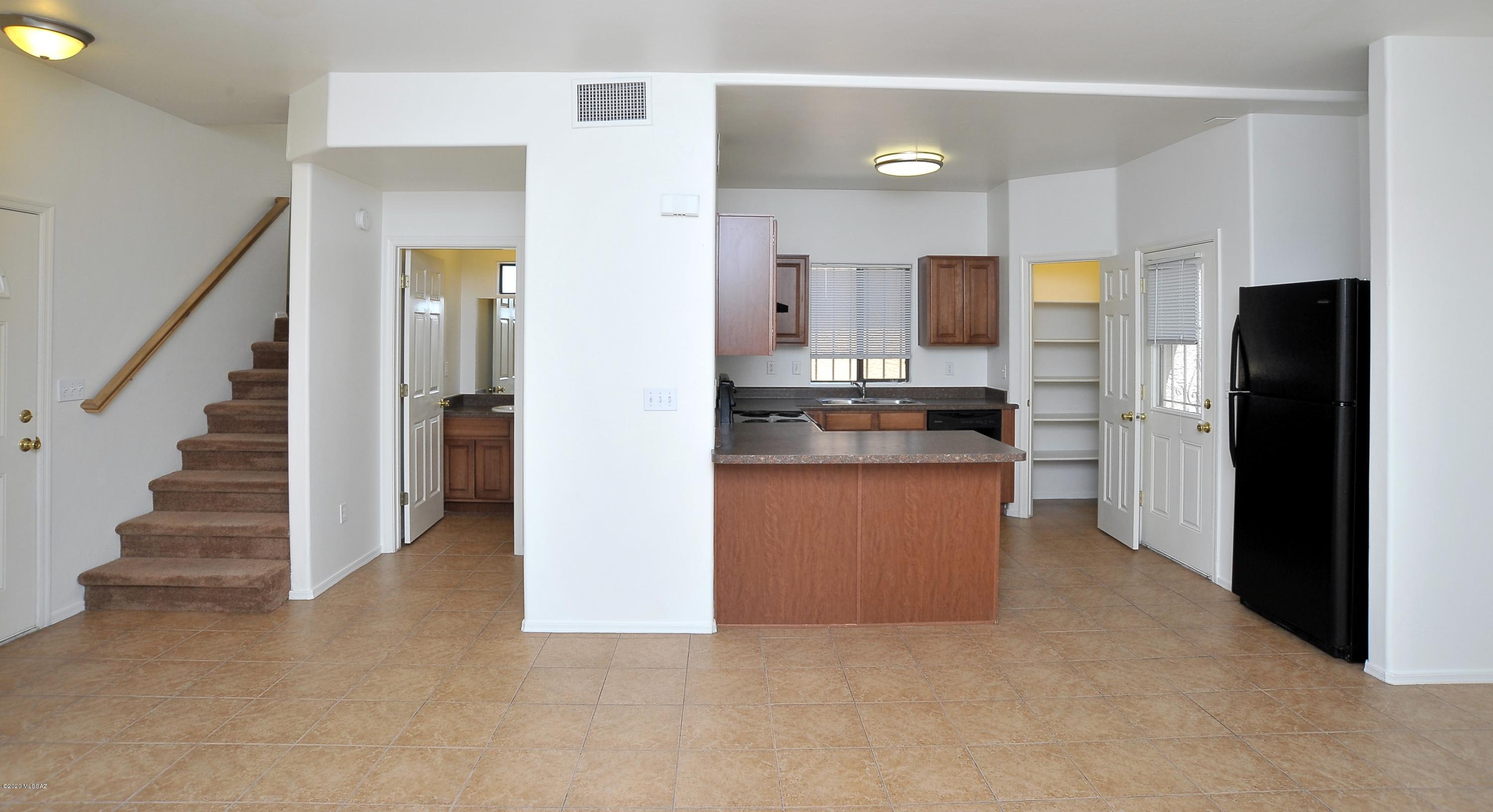 Estrella Sub Amd - Residential