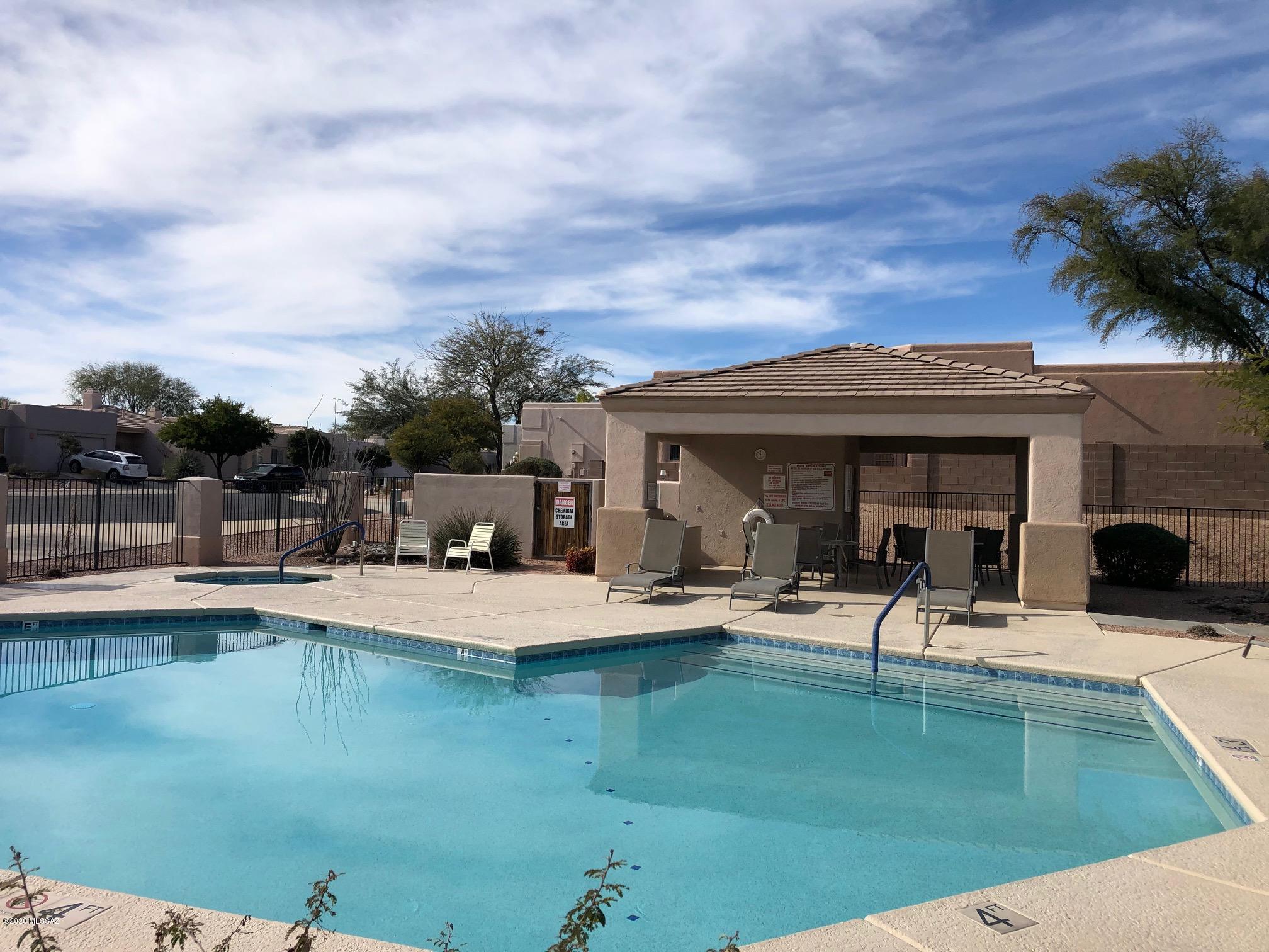 Rancho Esperero (1-343) - Residential Lease