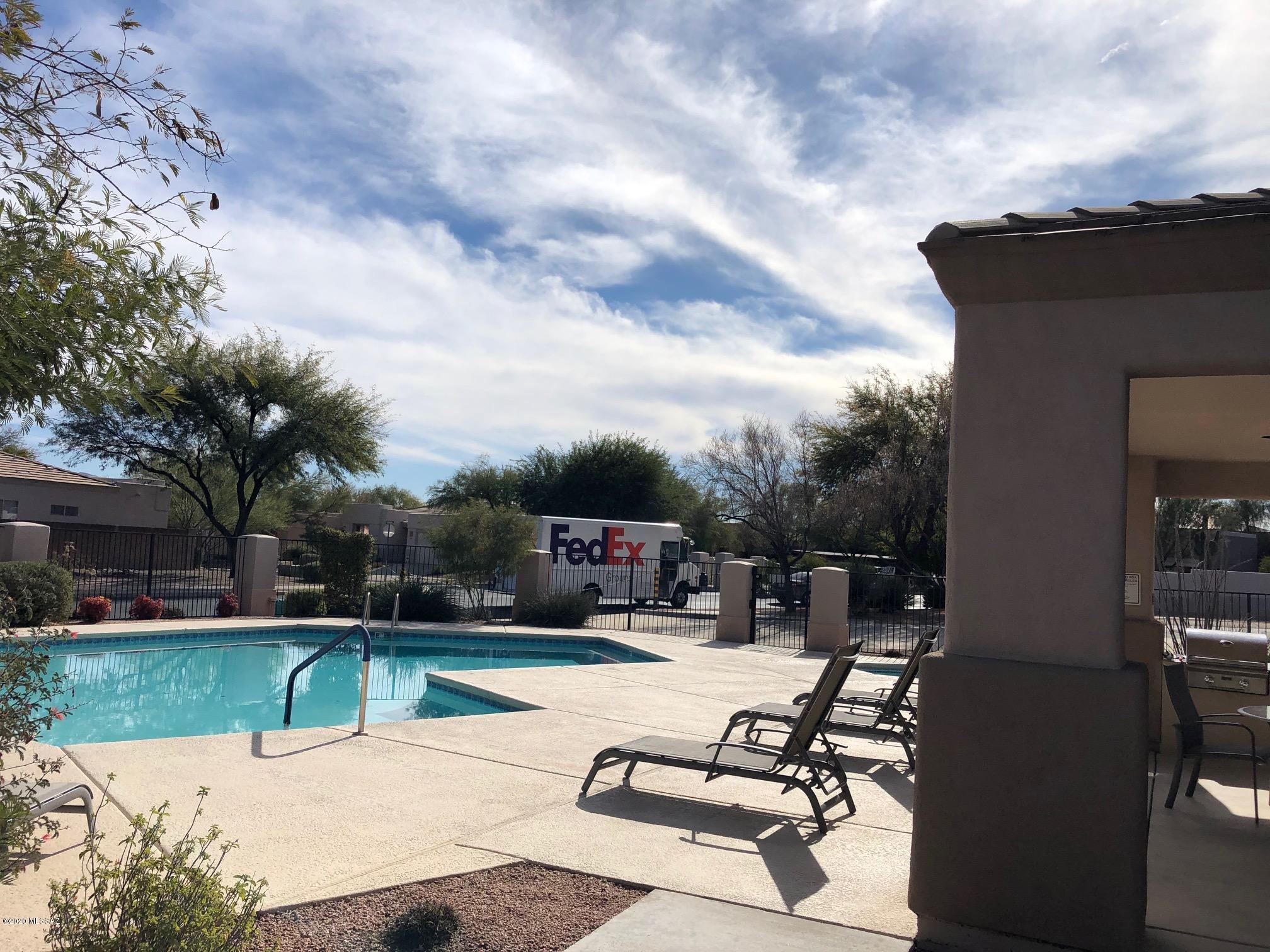 Rancho Esperero (1-343) - Residential Lease