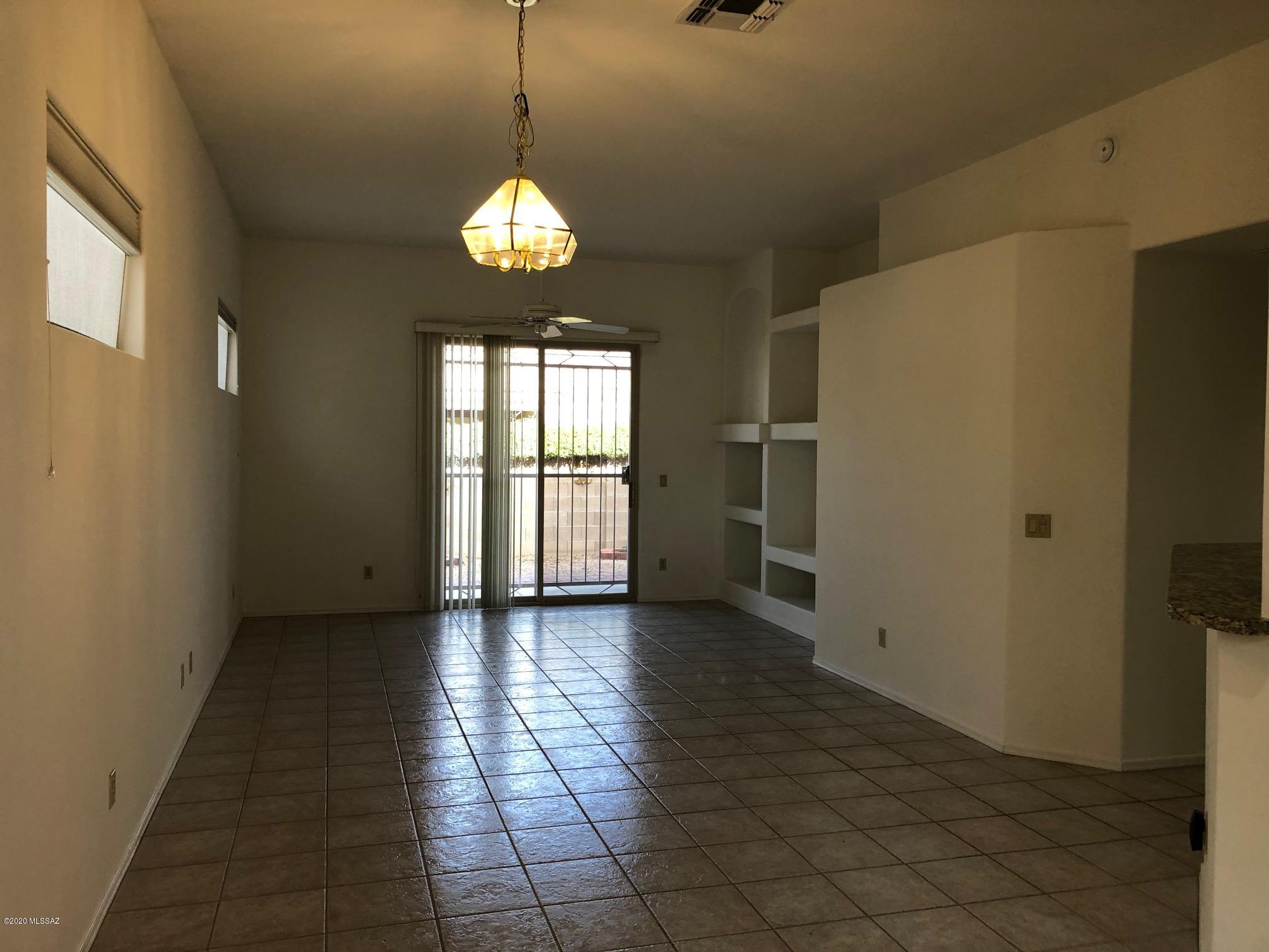 Rancho Esperero (1-343) - Residential Lease