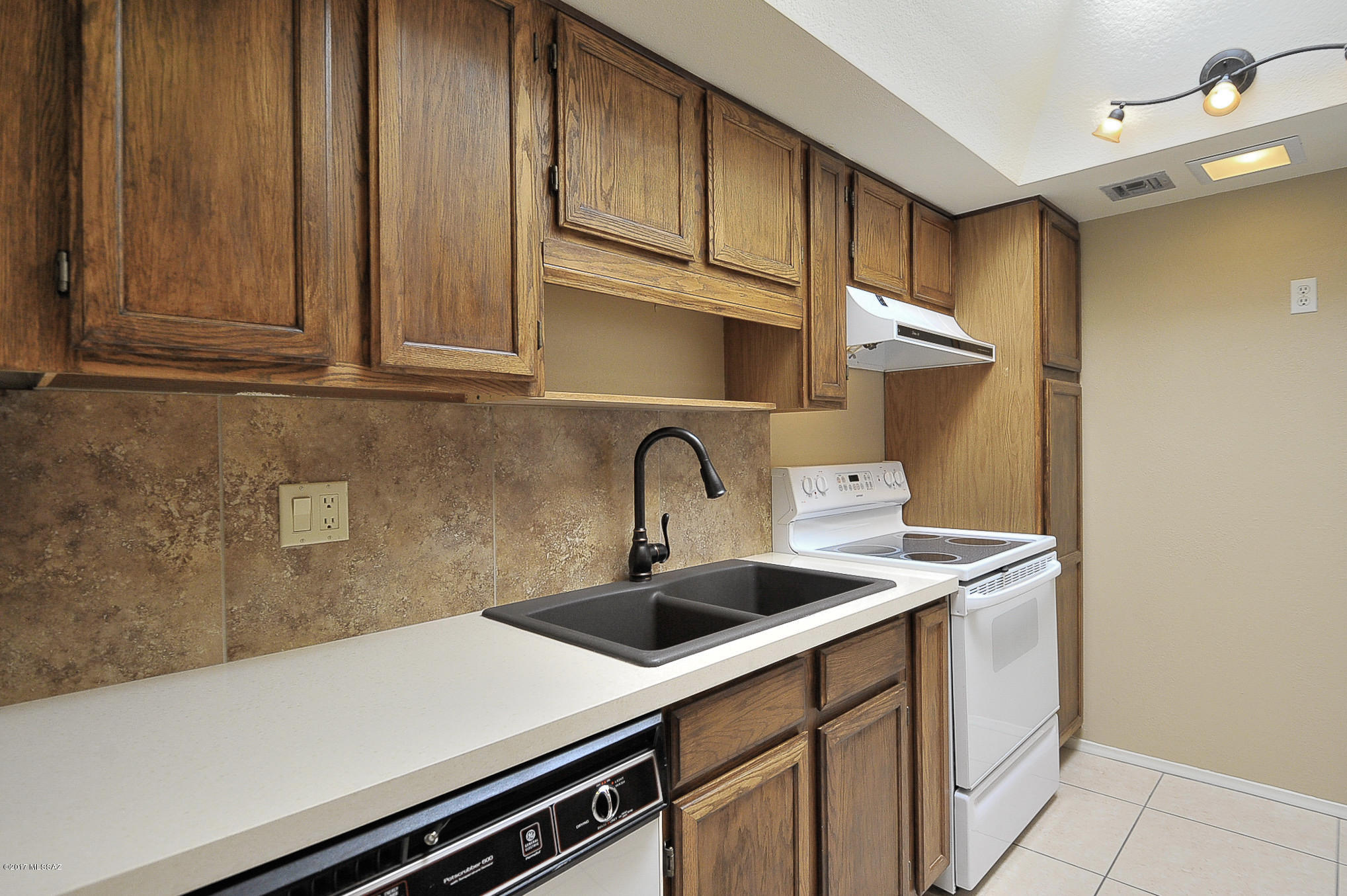 Fairfield La Cholla Hills - Residential Lease