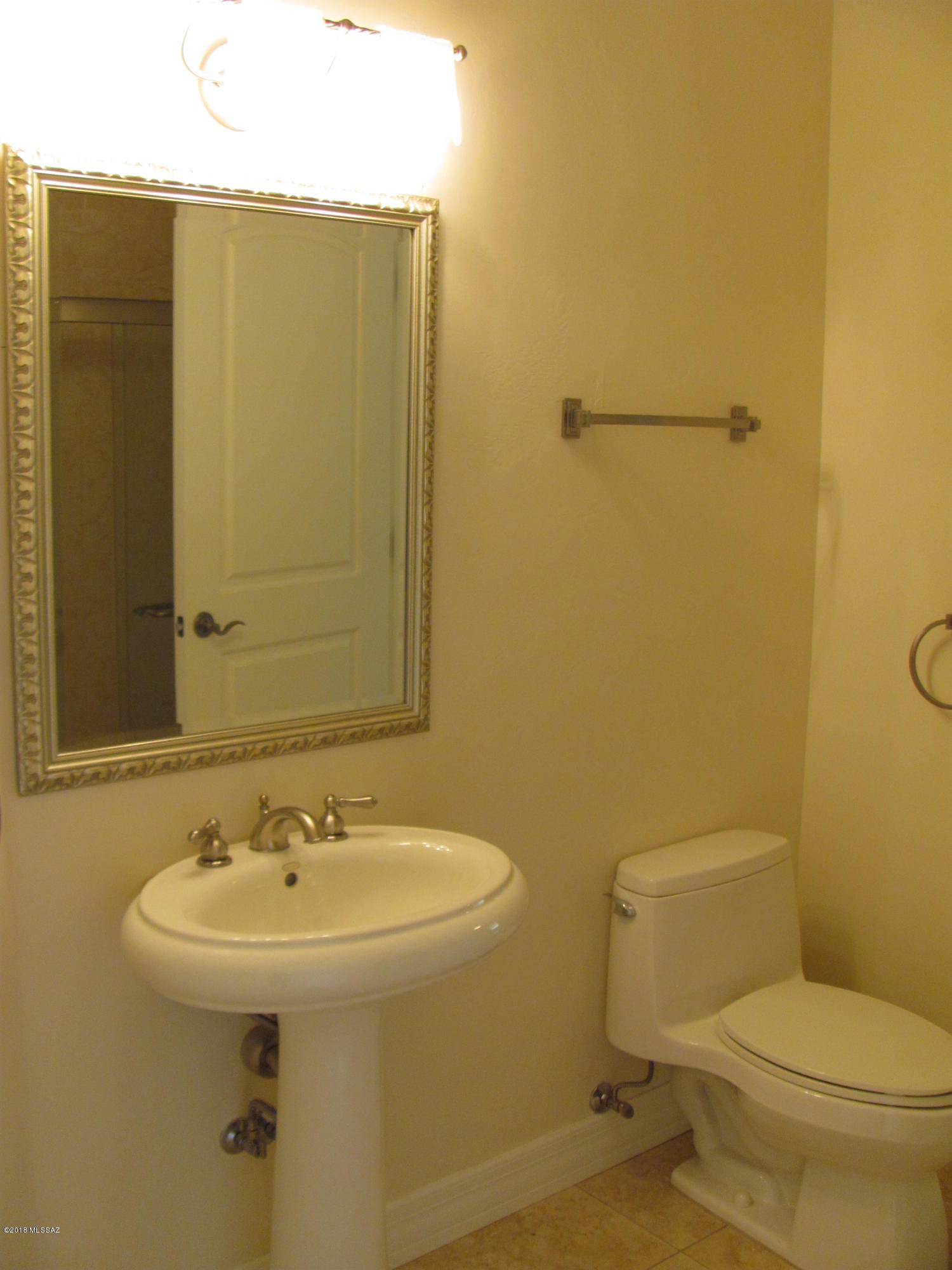 Oro Valley Estates - Residential Lease