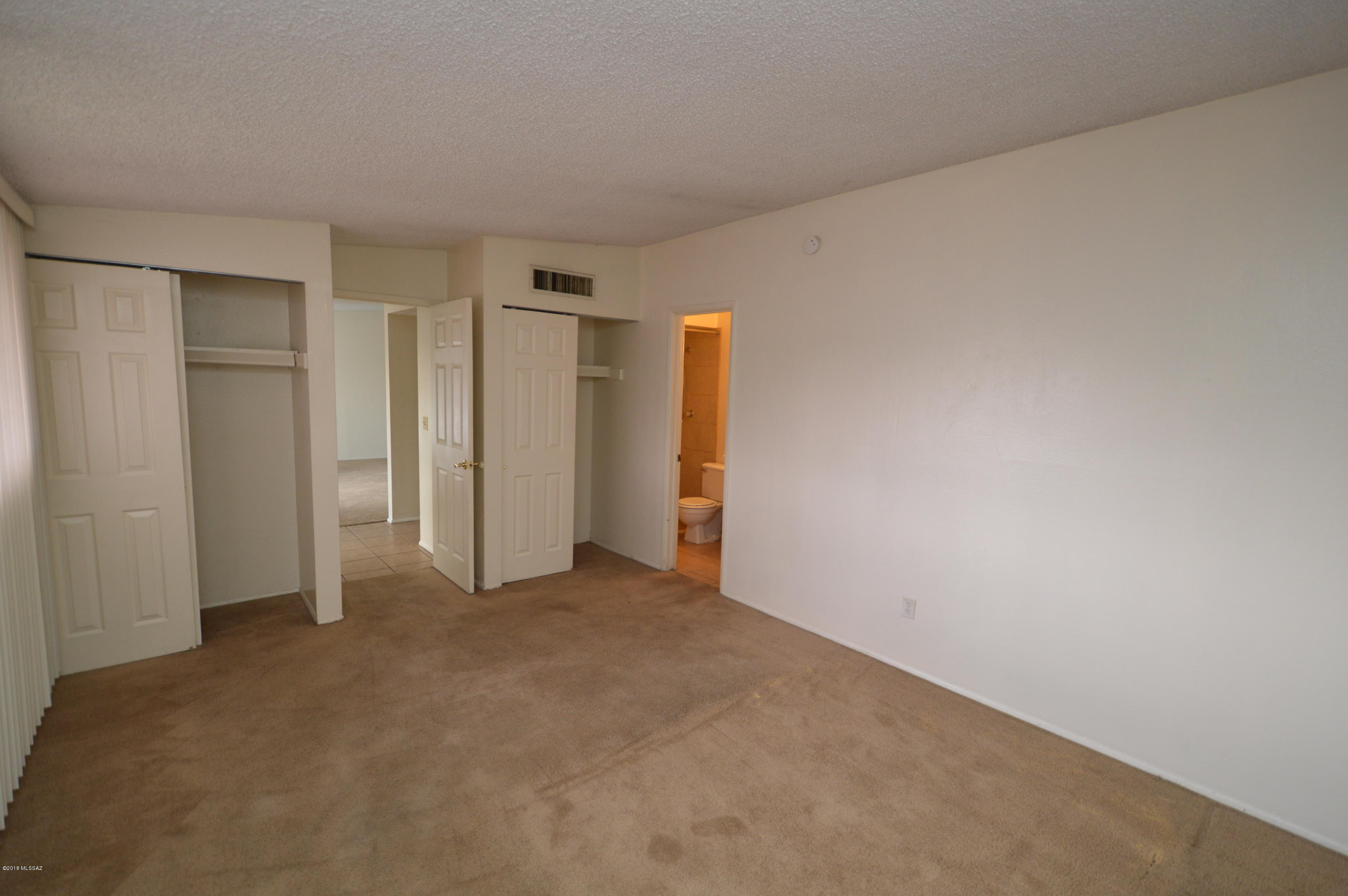 Hidden Hills (104-200) - Residential Lease