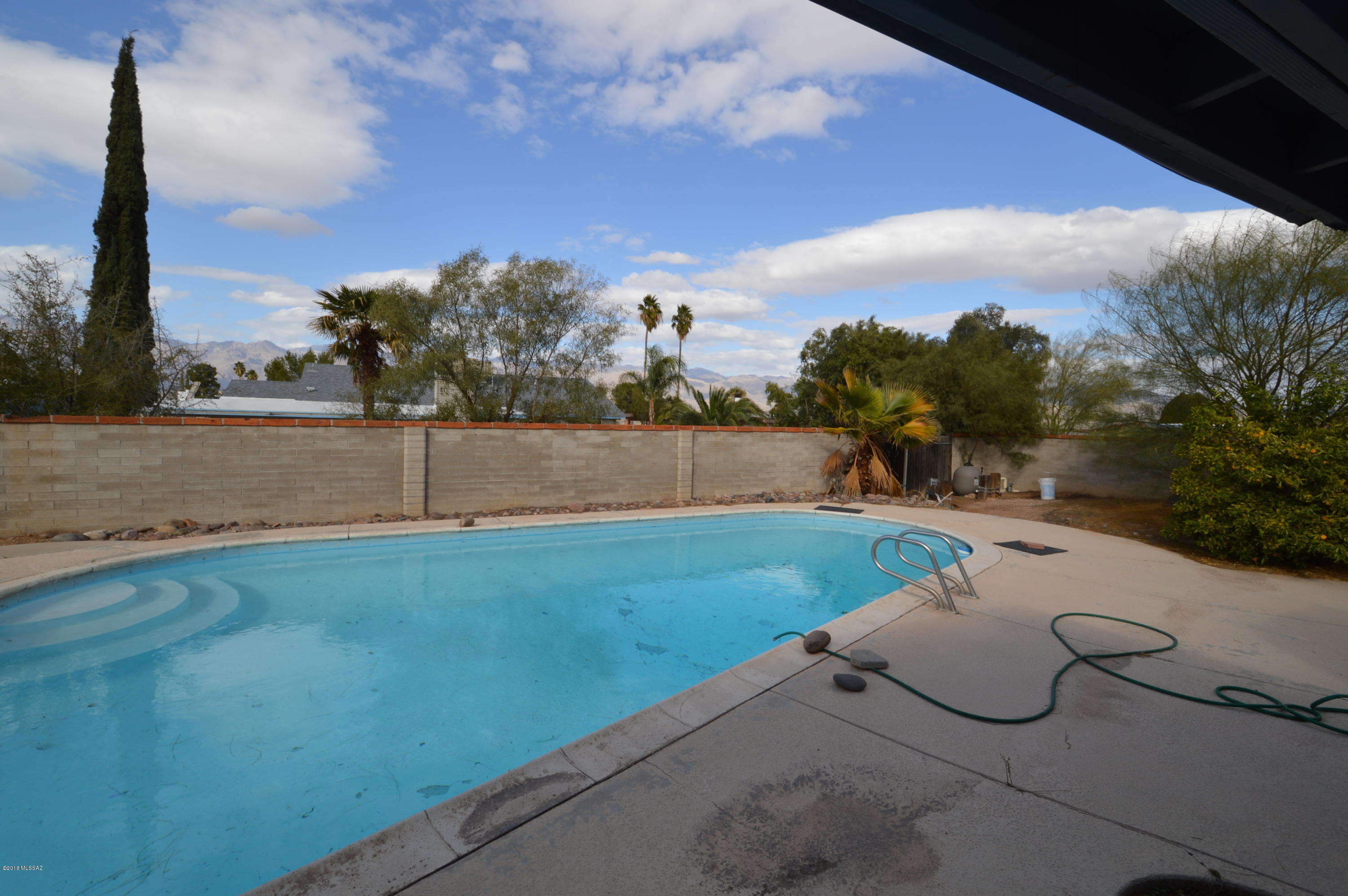 Hidden Hills (104-200) - Residential Lease