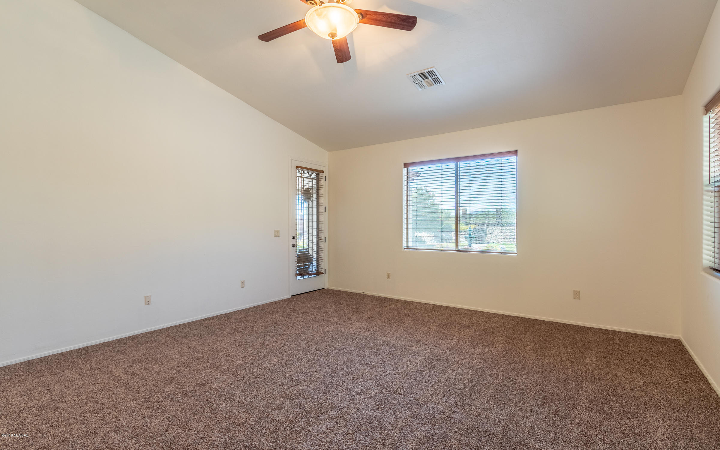 Rancho Del Lago (1-100) - Residential