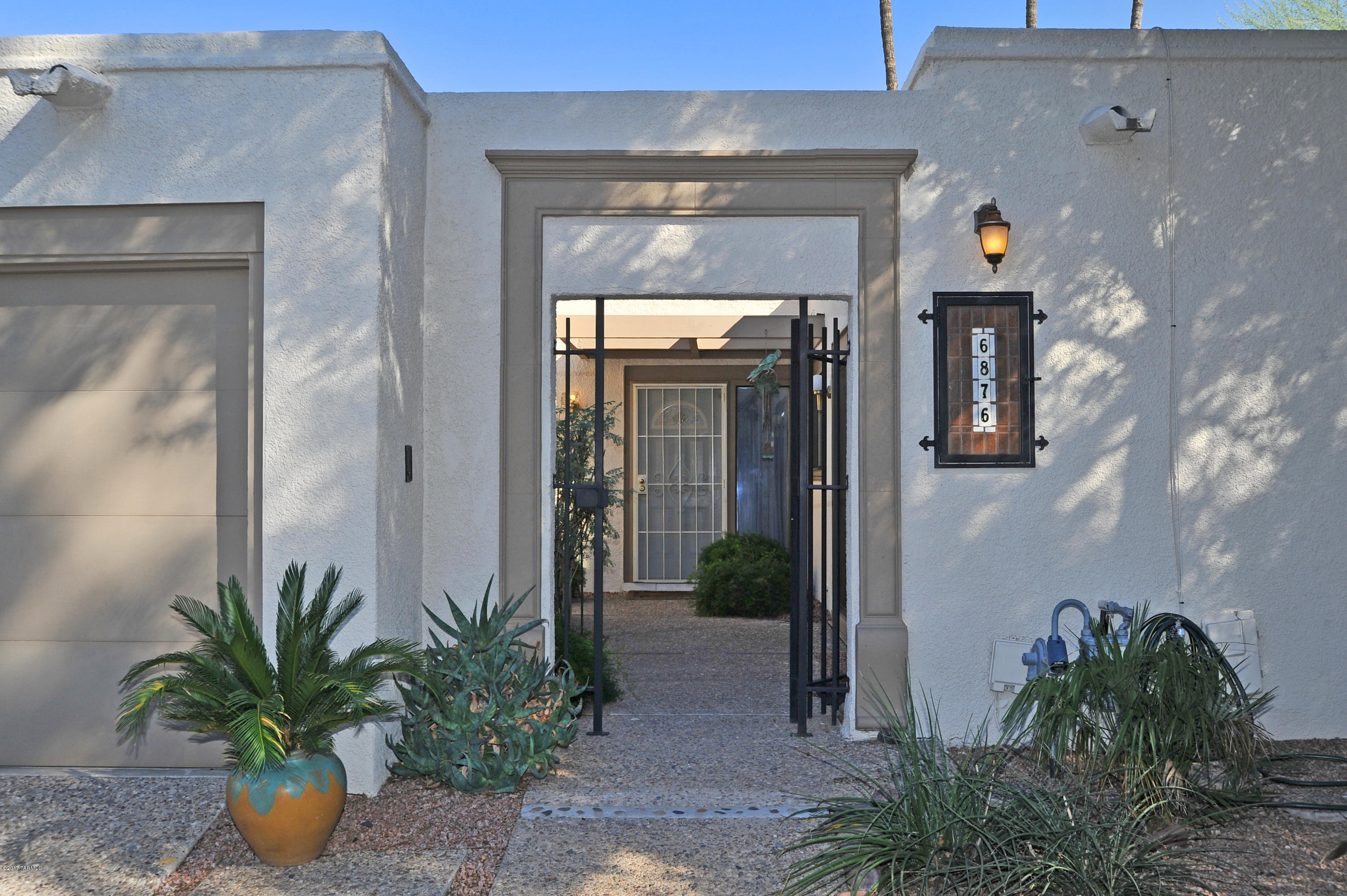 El Dorado Townhomes - Residential