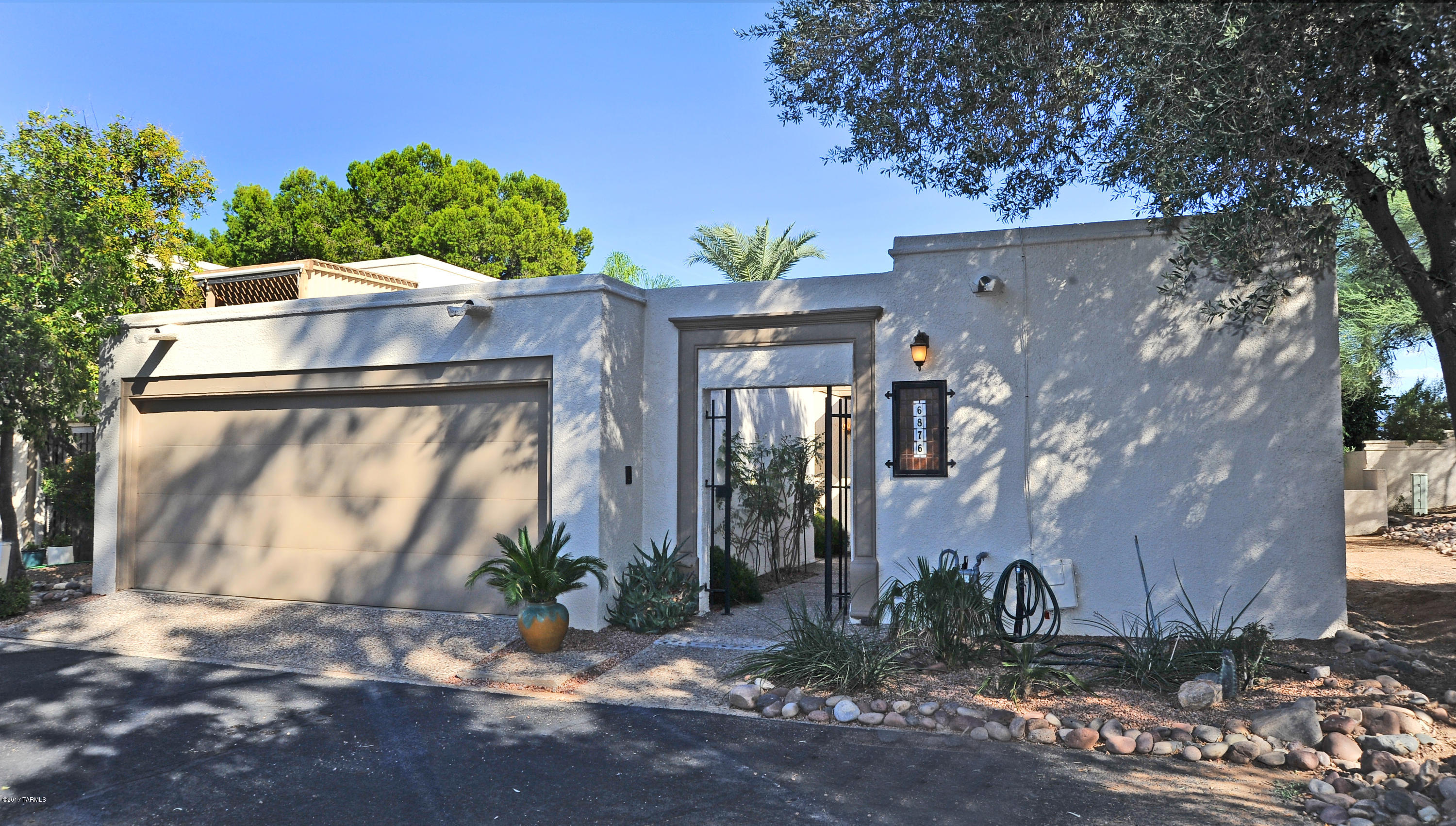 El Dorado Townhomes - Residential