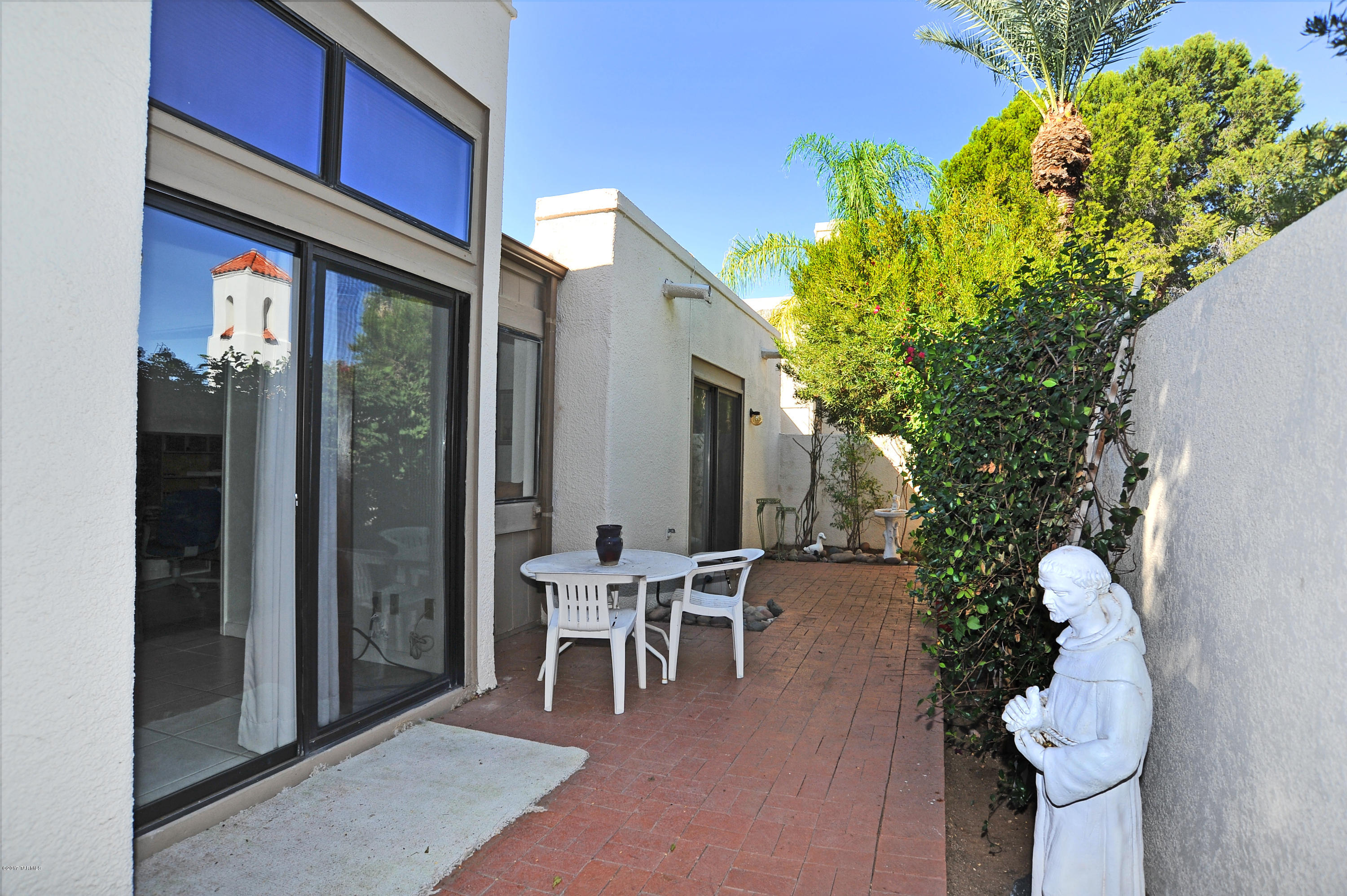 El Dorado Townhomes - Residential