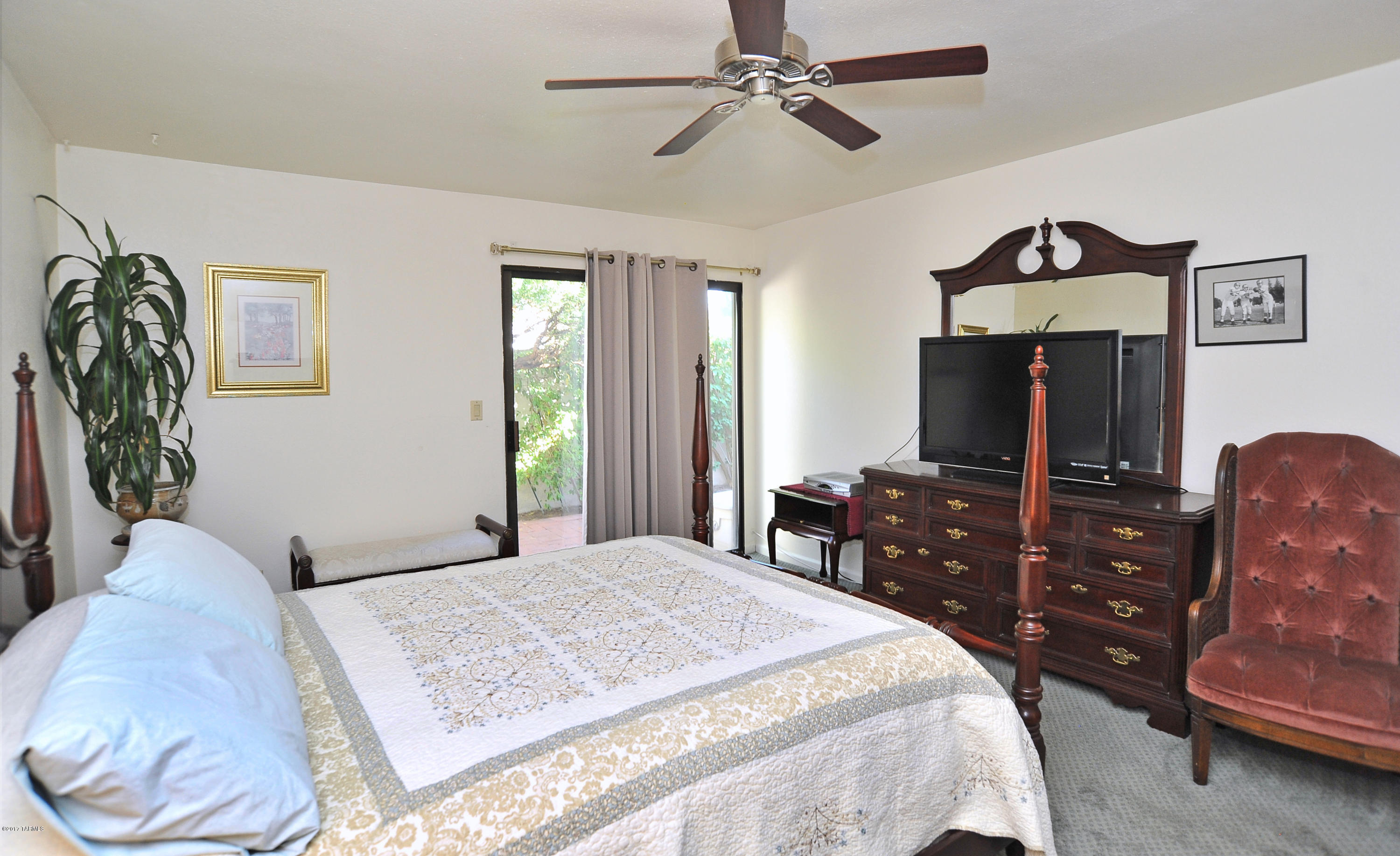 El Dorado Townhomes - Residential