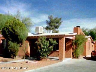 Historic home in Jefferson Park. Near downtown and University of Arizona. Electric was recently updated and property taxes have been lowered. Detached one car garage, fireplace, large yard, patio, swamp cooler, and air conditioner.