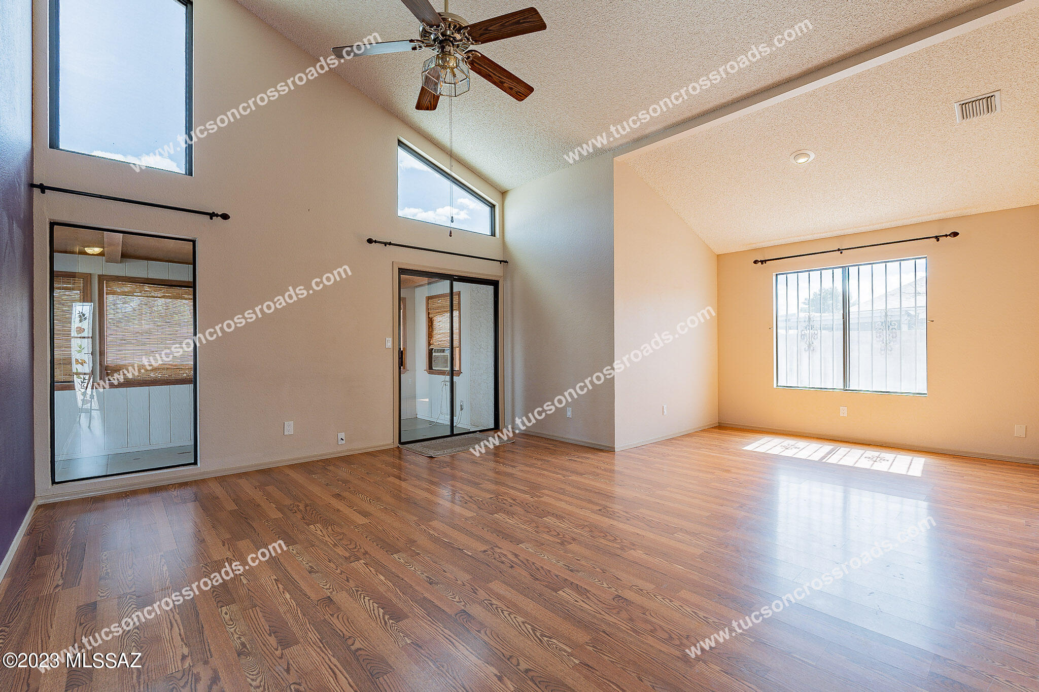 Kachina Ridge(1-27) - Residential Lease