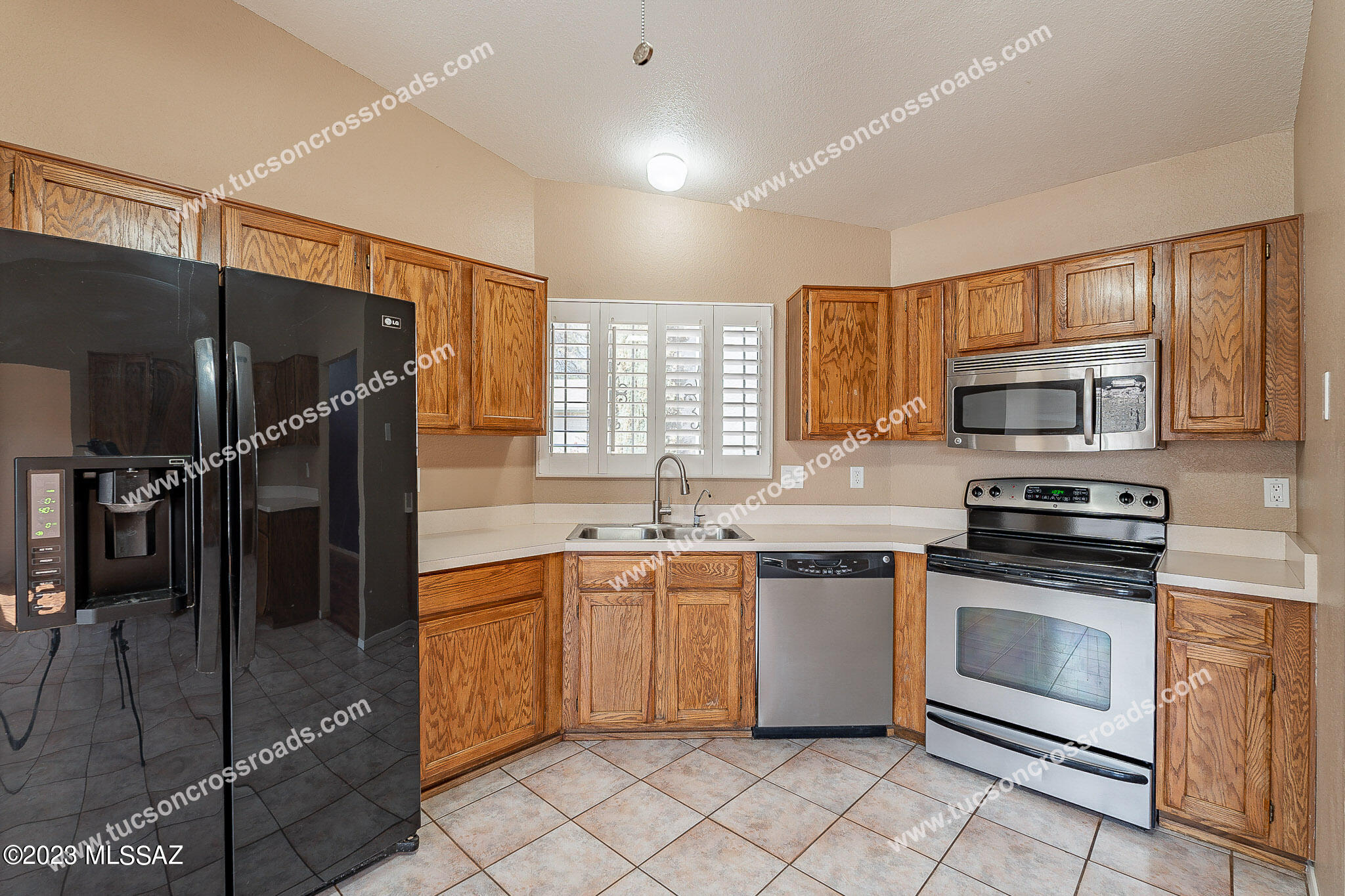 Kachina Ridge(1-27) - Residential Lease