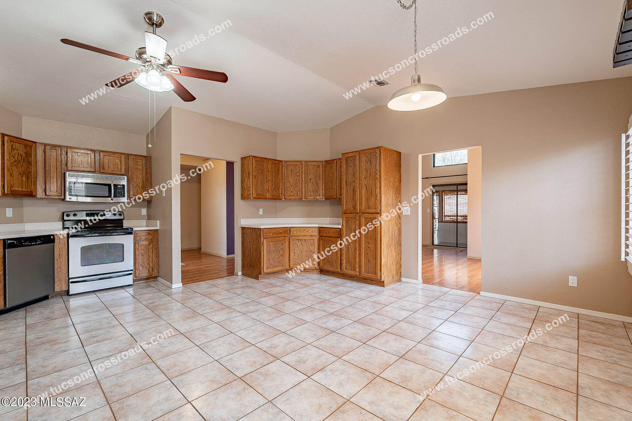 Kachina Ridge(1-27) - Residential Lease