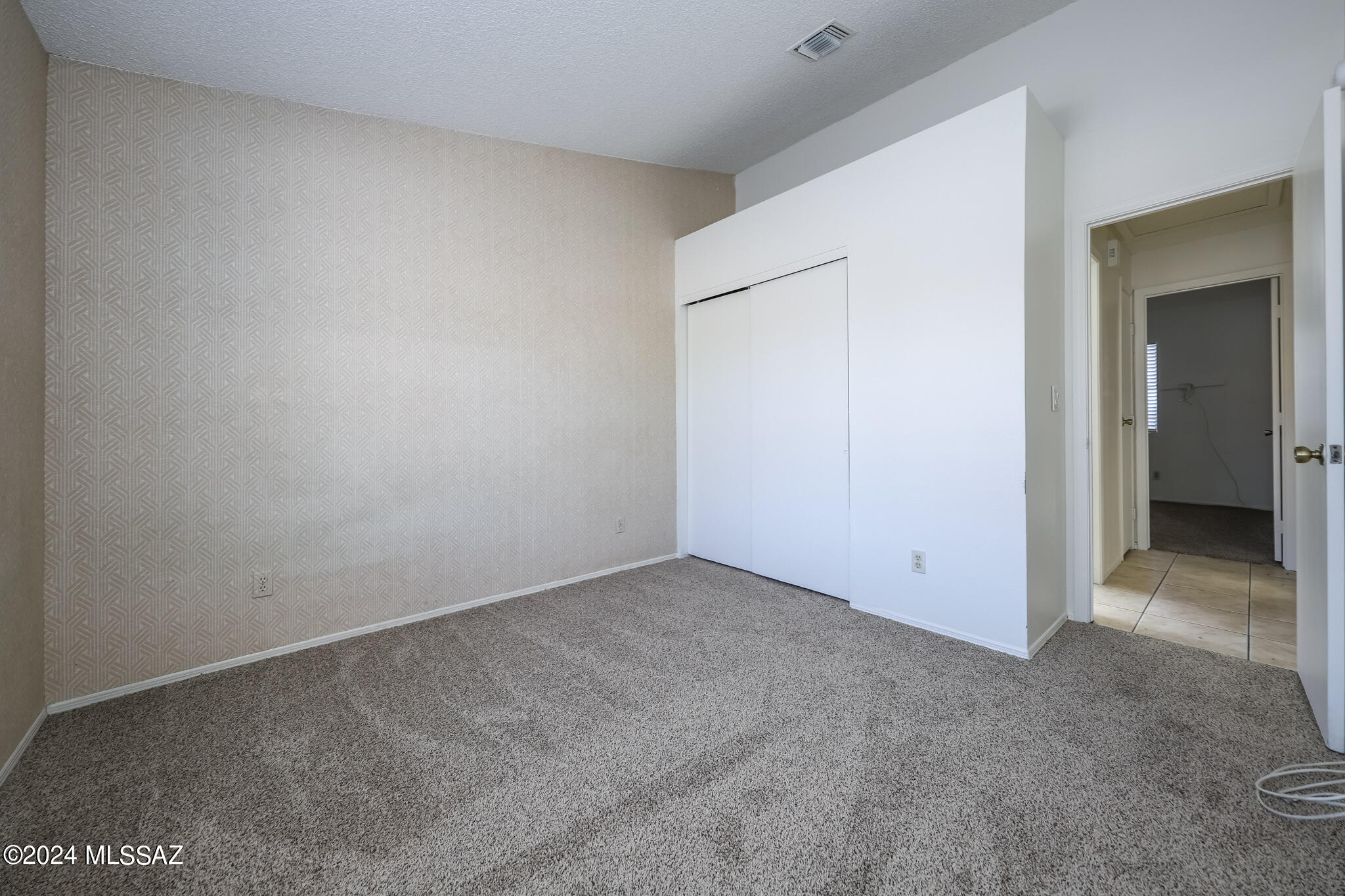 Oak Tree II at Midvale (273-519) - Residential Lease