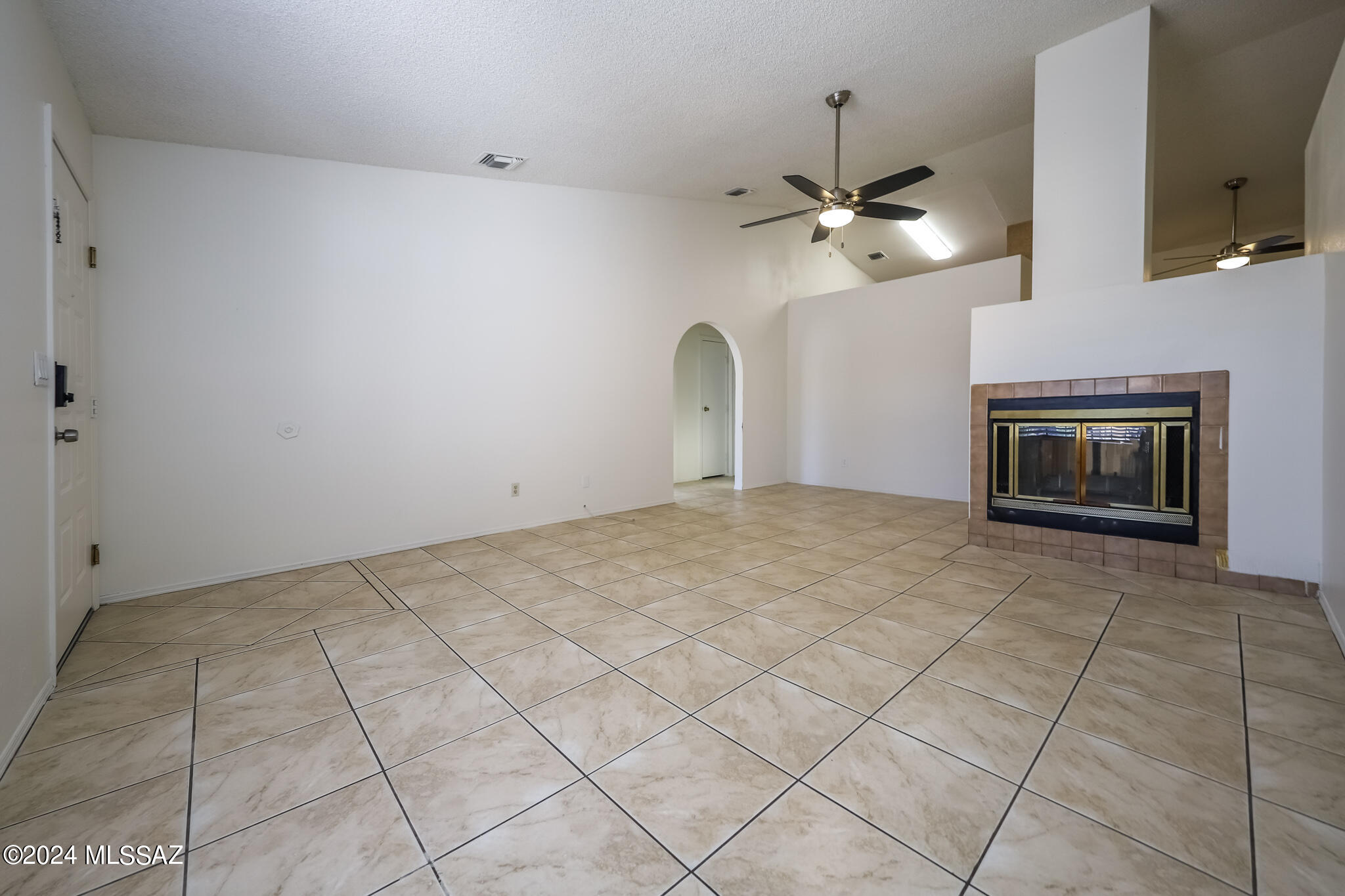 Oak Tree II at Midvale (273-519) - Residential Lease