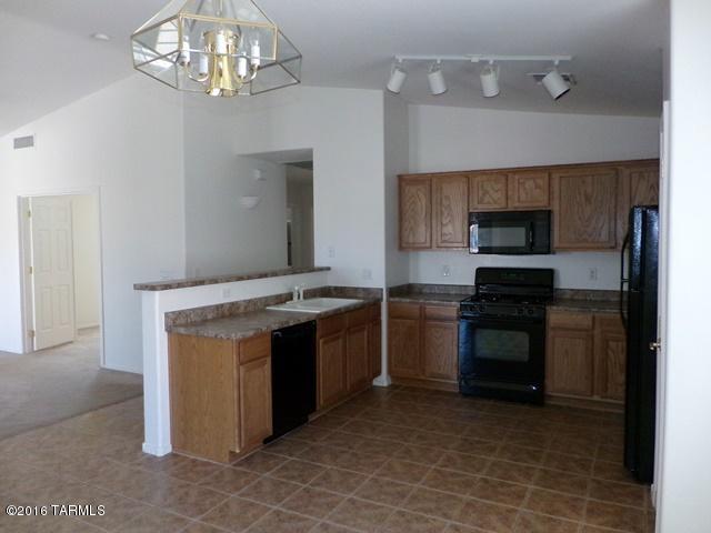 Rancho Del Lago (1-100) - Residential Lease