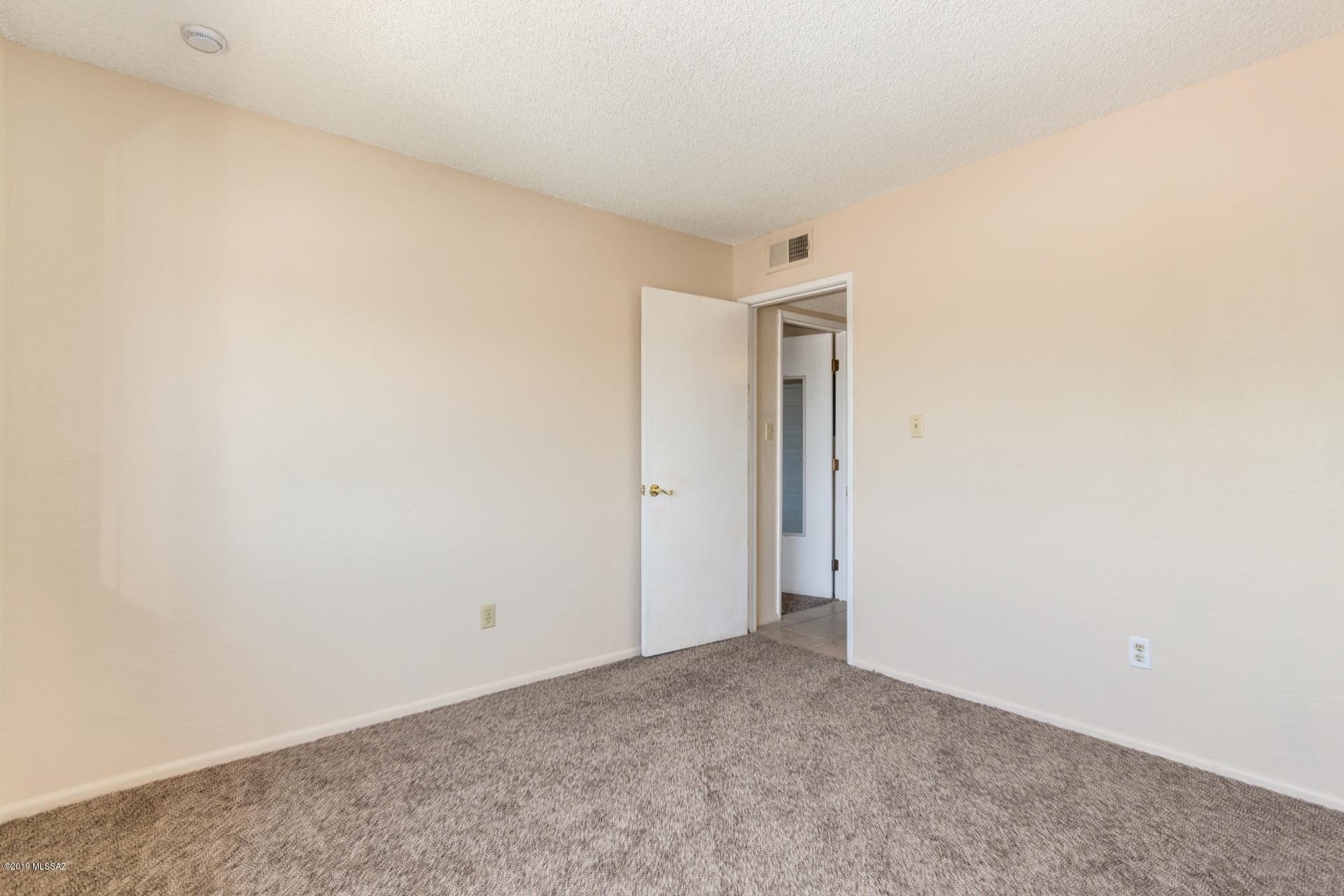 Columbus Park Condos (1-48) - Residential