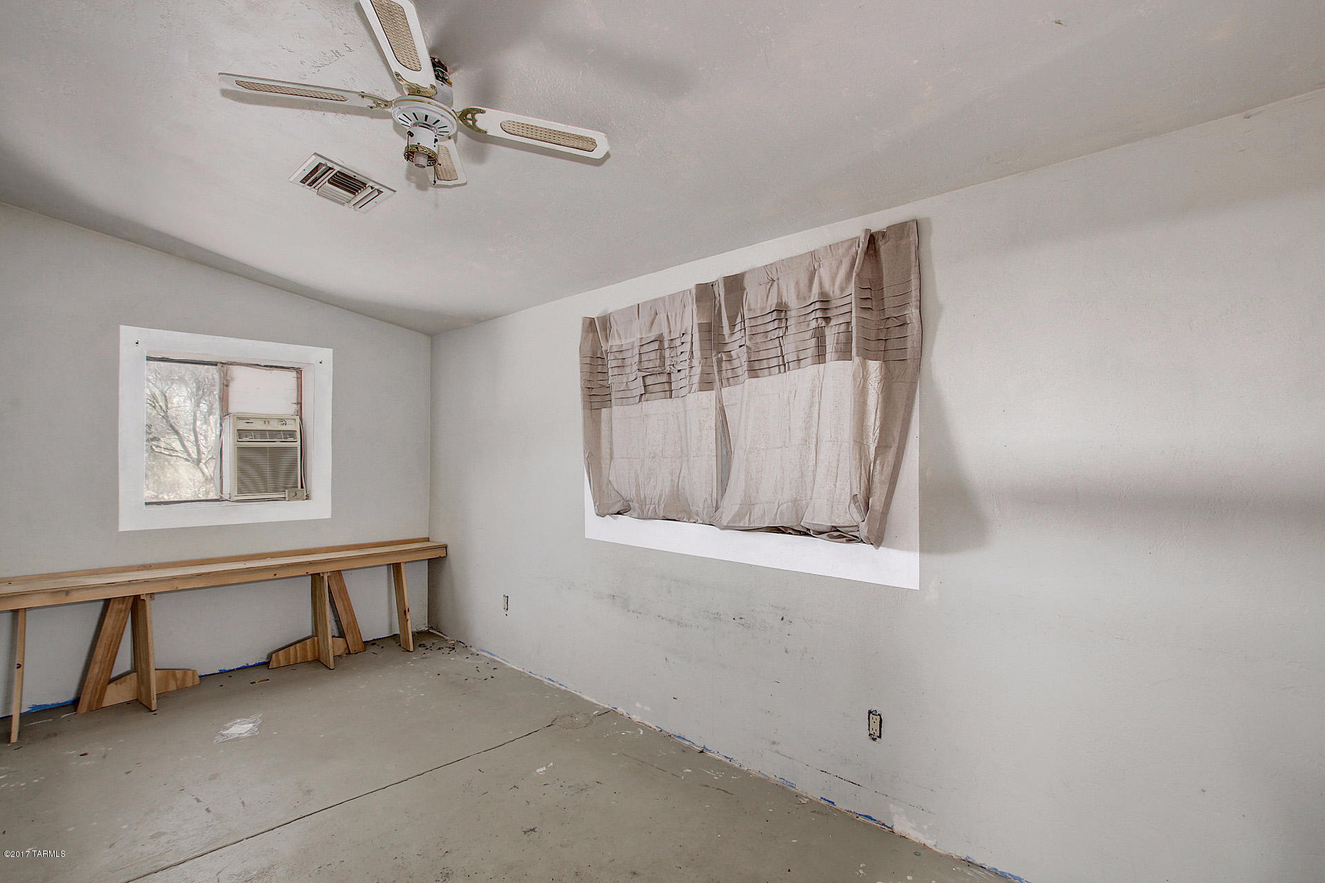 Unsubdivided - Residential