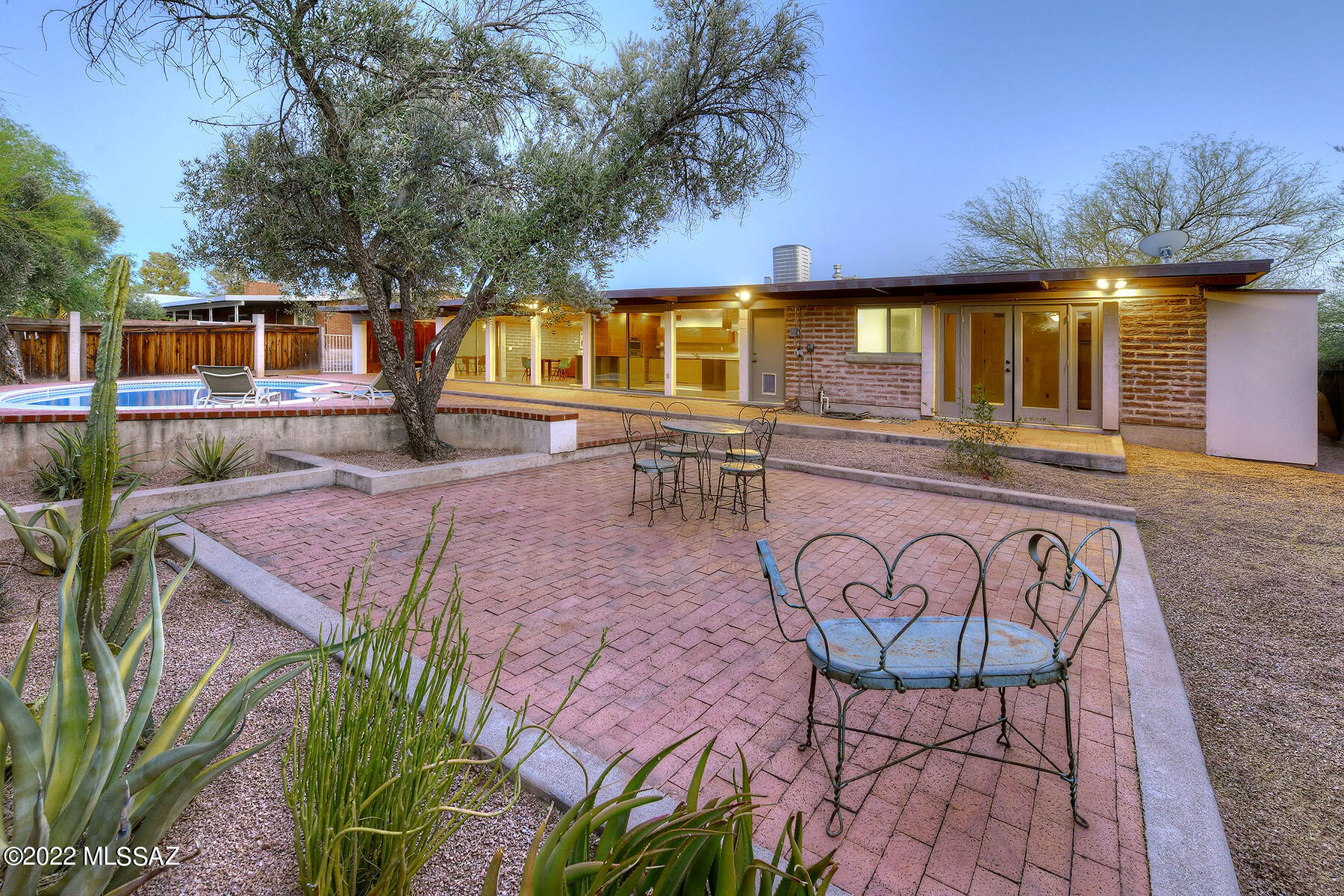 Leonora Annex - Residential