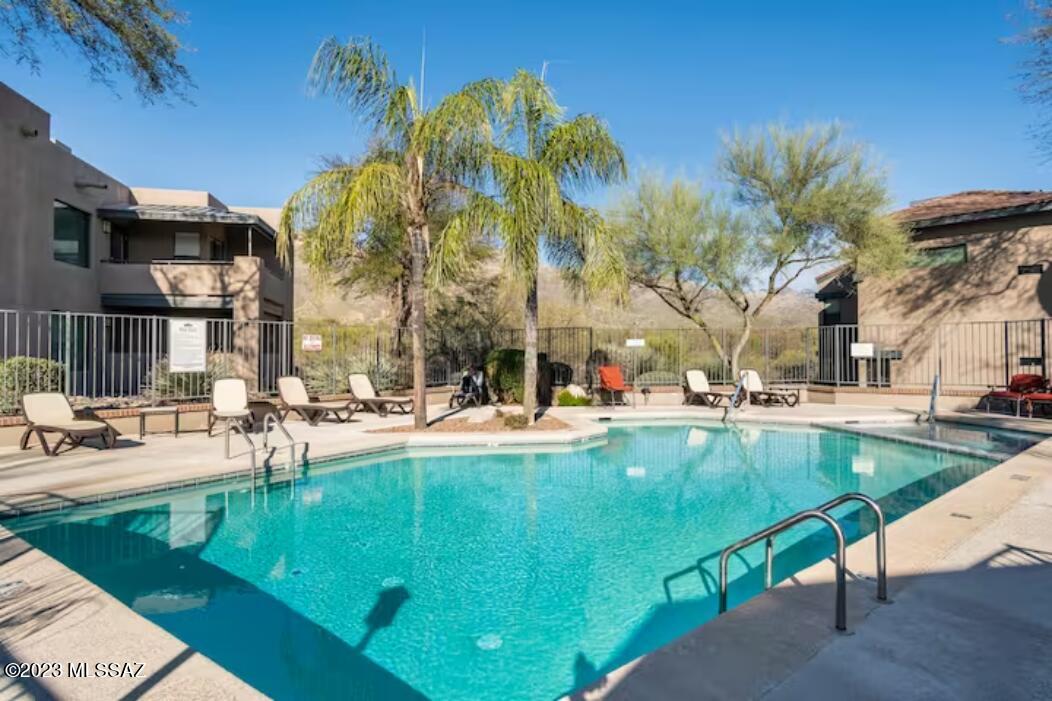 Greens at Ventana Canyon - Residential