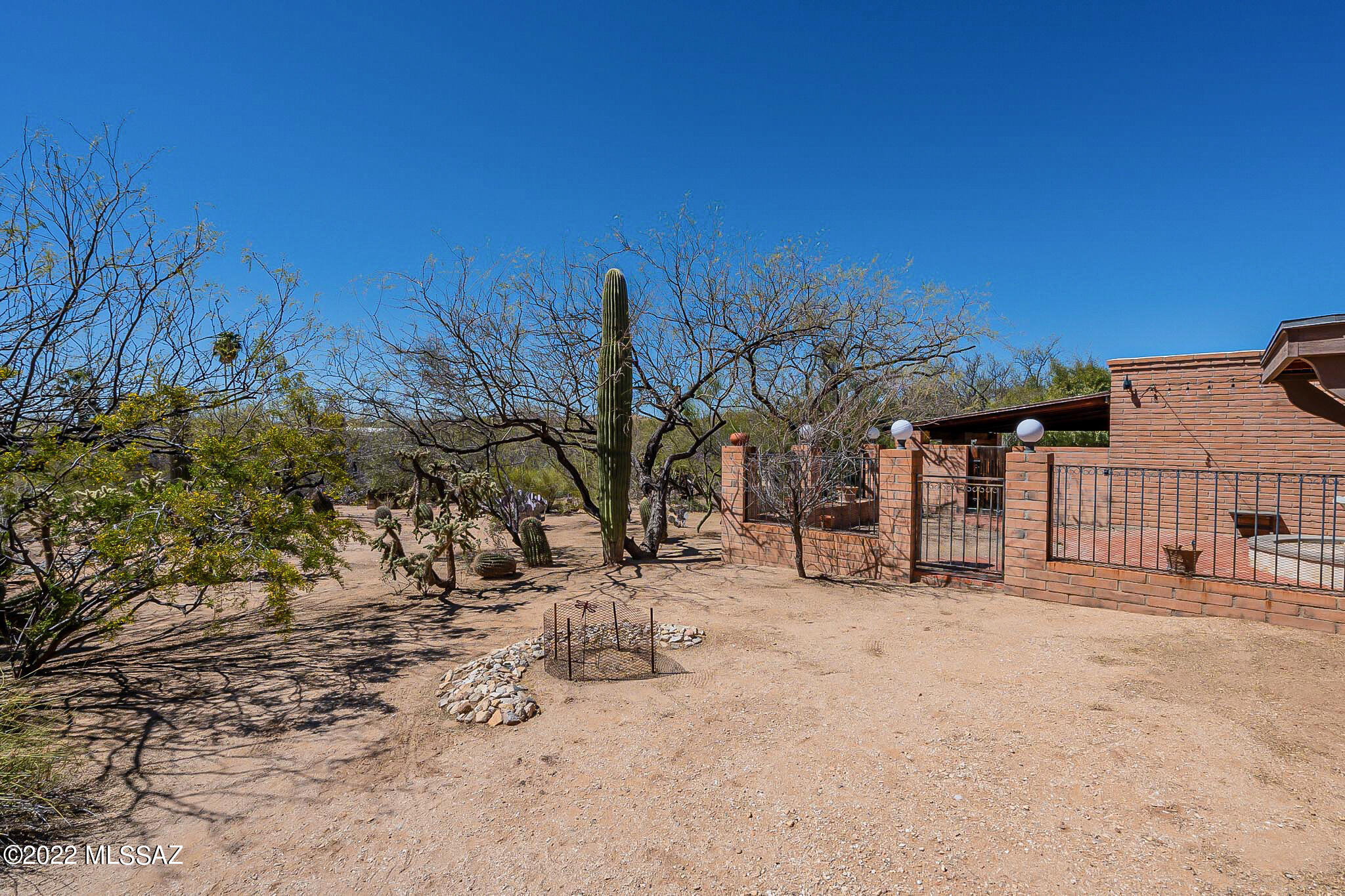 Sabino Town And Country Estates (1-77) - Residential