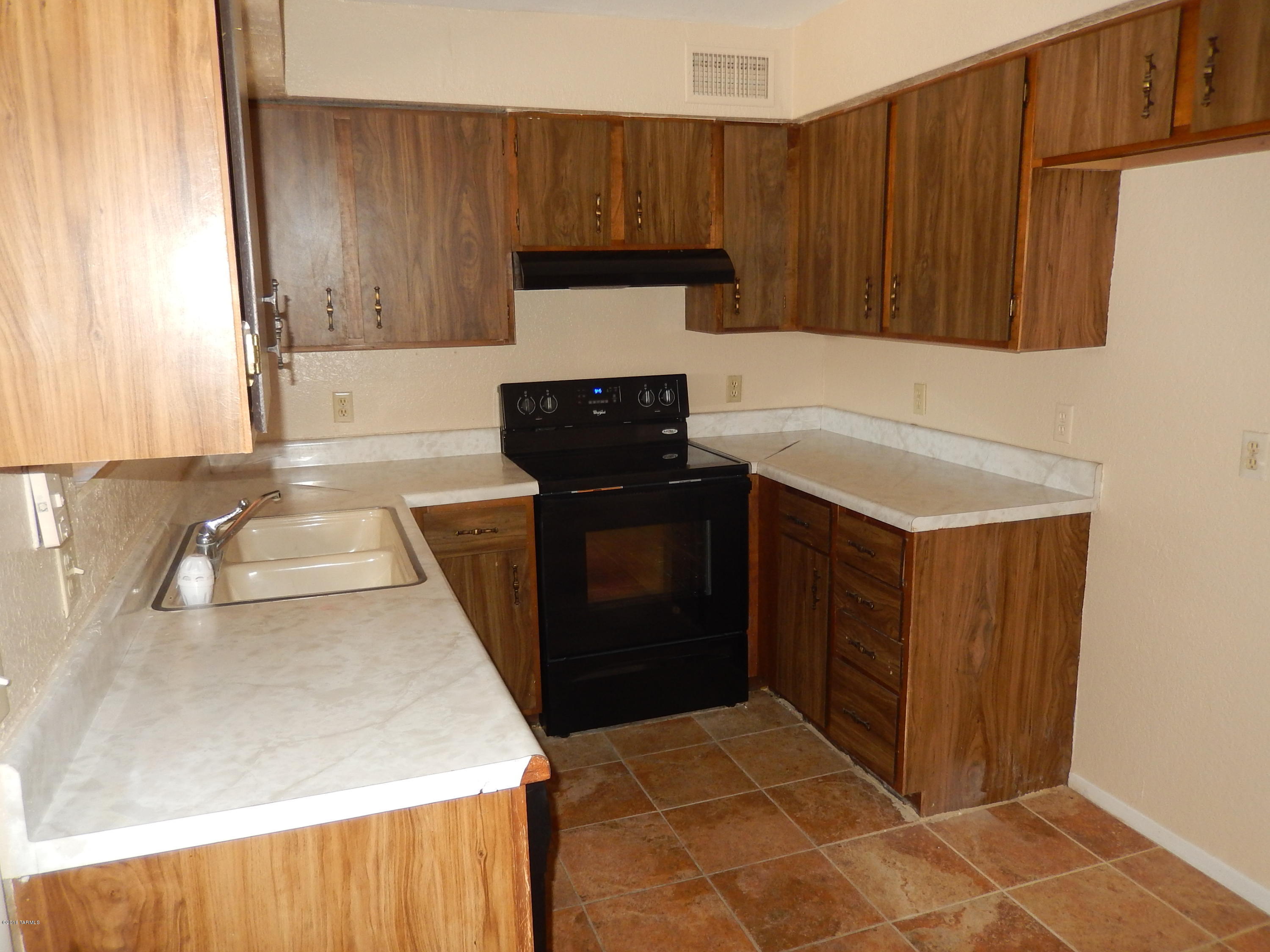 Spanish Meadows Twnhss (1-105) - Residential