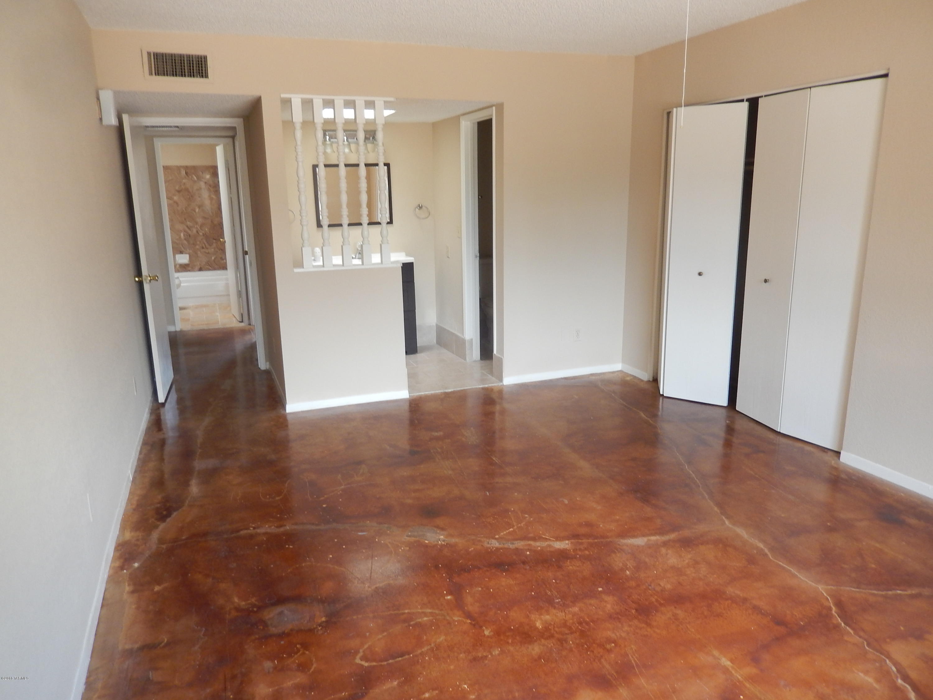 Spanish Meadows Twnhss (1-105) - Residential