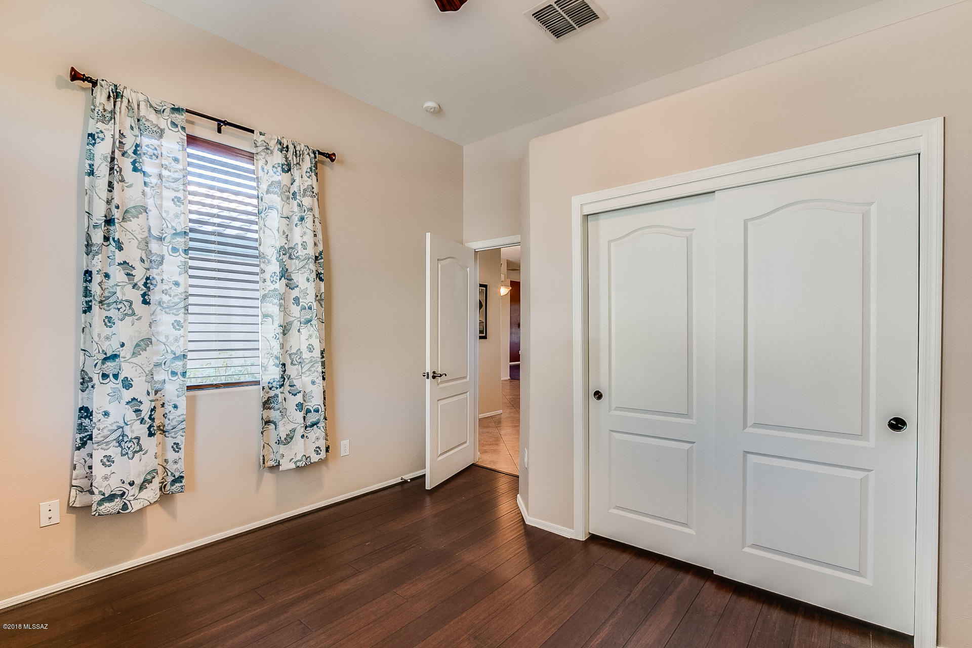Rancho Del Lago (1-100) - Residential