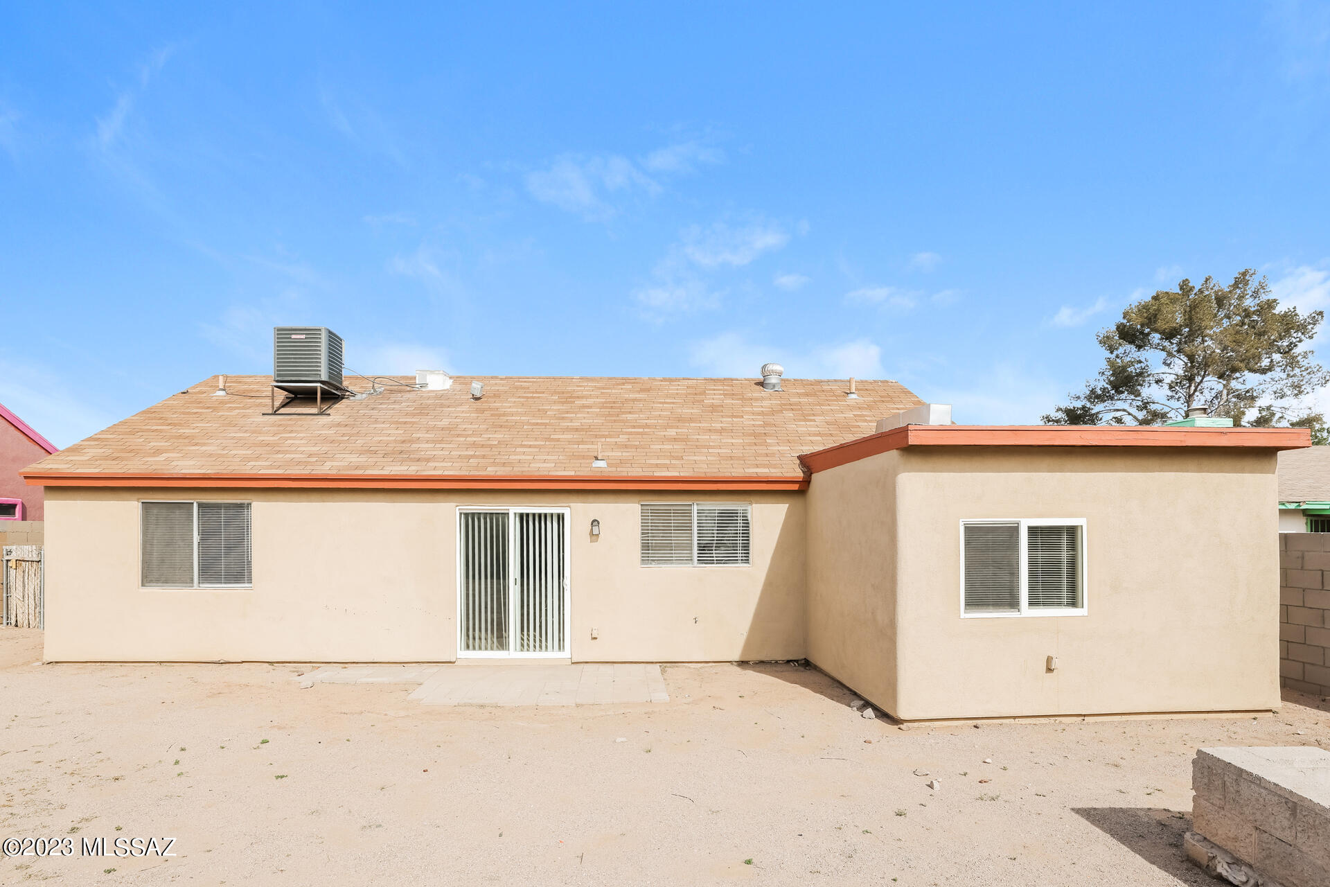 Salida Del Sol IV (1-130) - Residential Lease