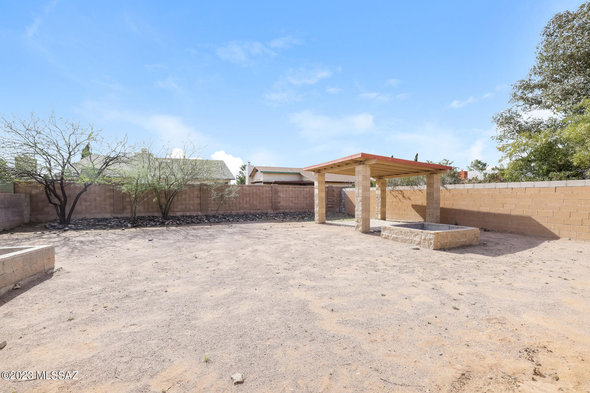 Salida Del Sol IV (1-130) - Residential Lease