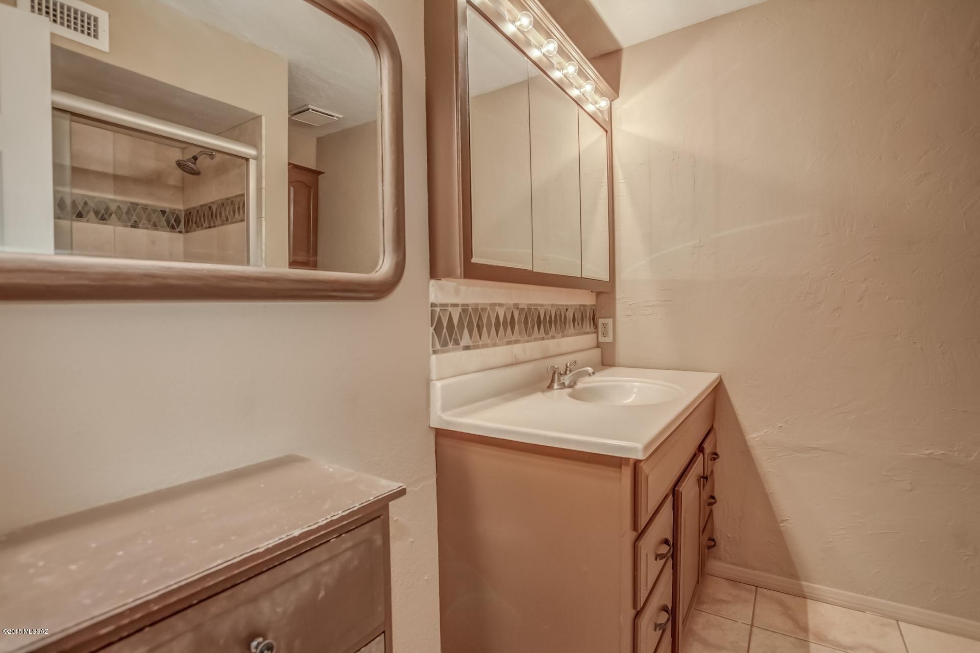 Vista De La Canada (1-56) - Residential