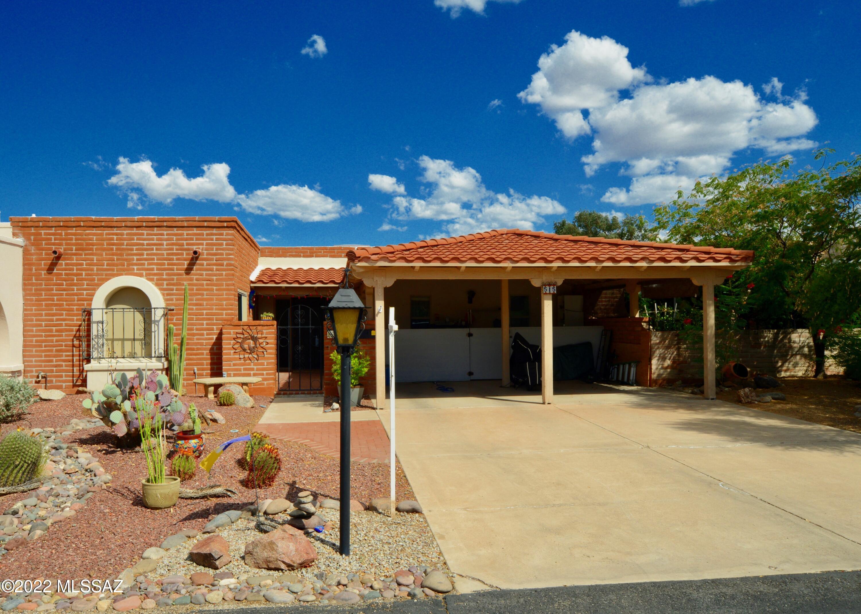 Green Valley Townhouses 4 - Residential