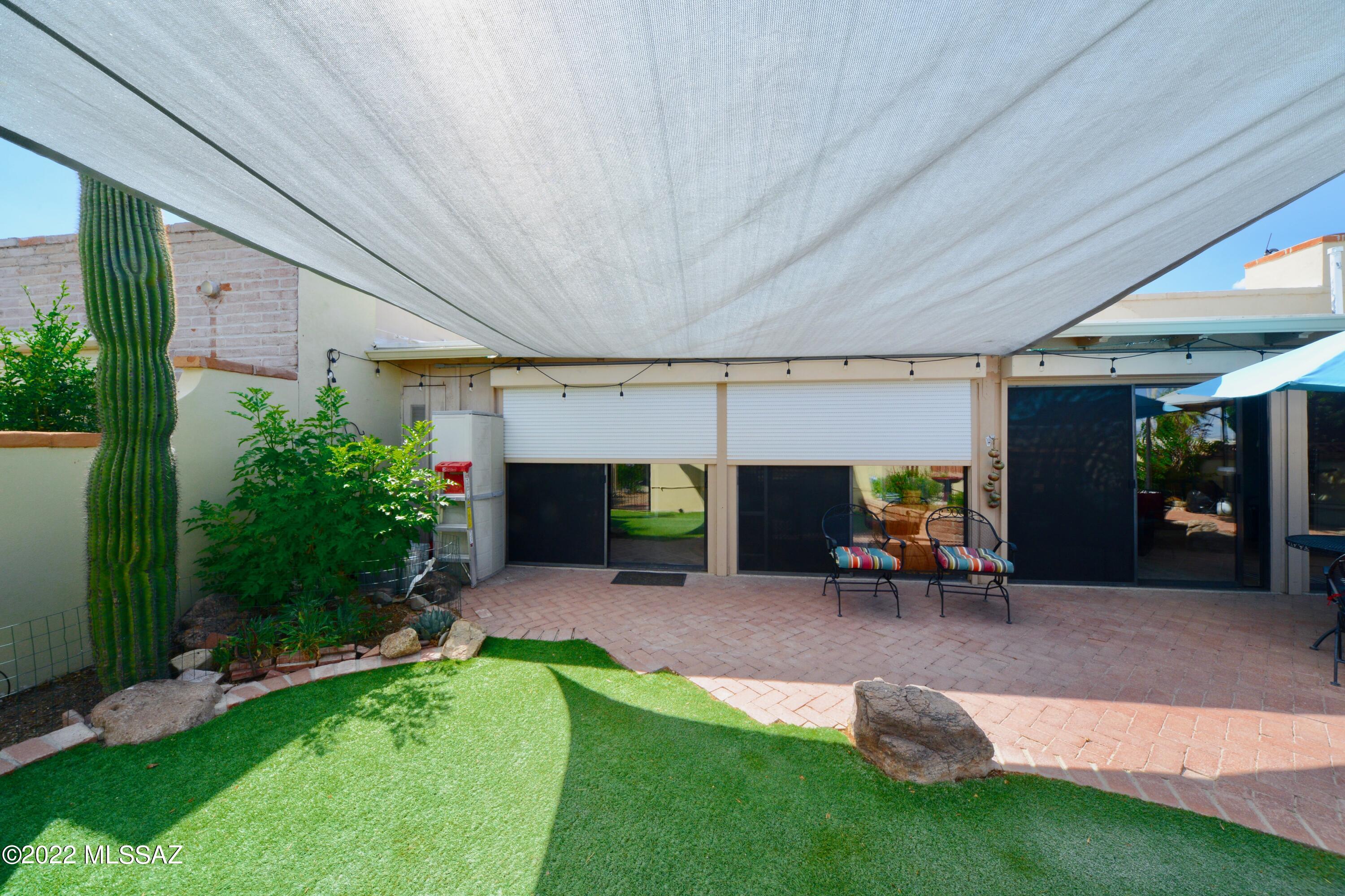 Green Valley Townhouses 4 - Residential