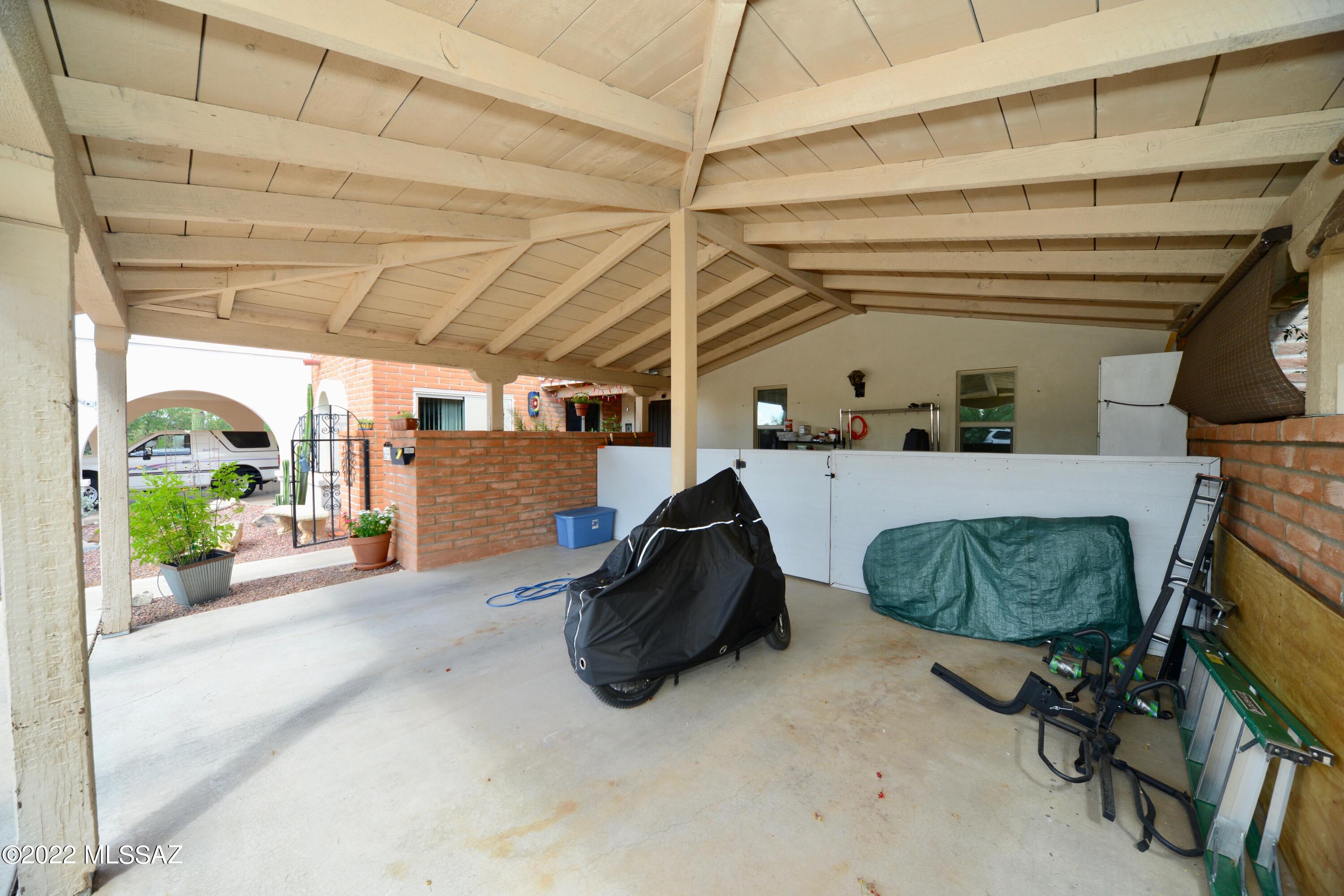 Green Valley Townhouses 4 - Residential