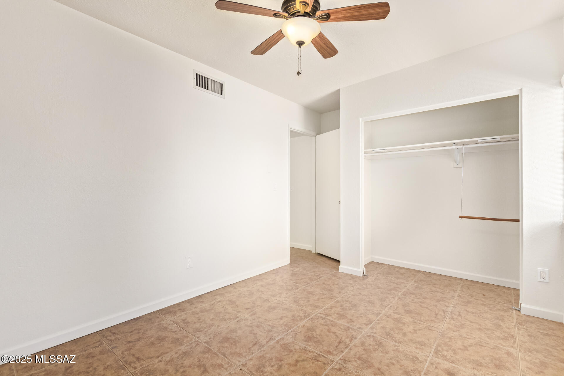 San Francisco Square (1-16) - Residential