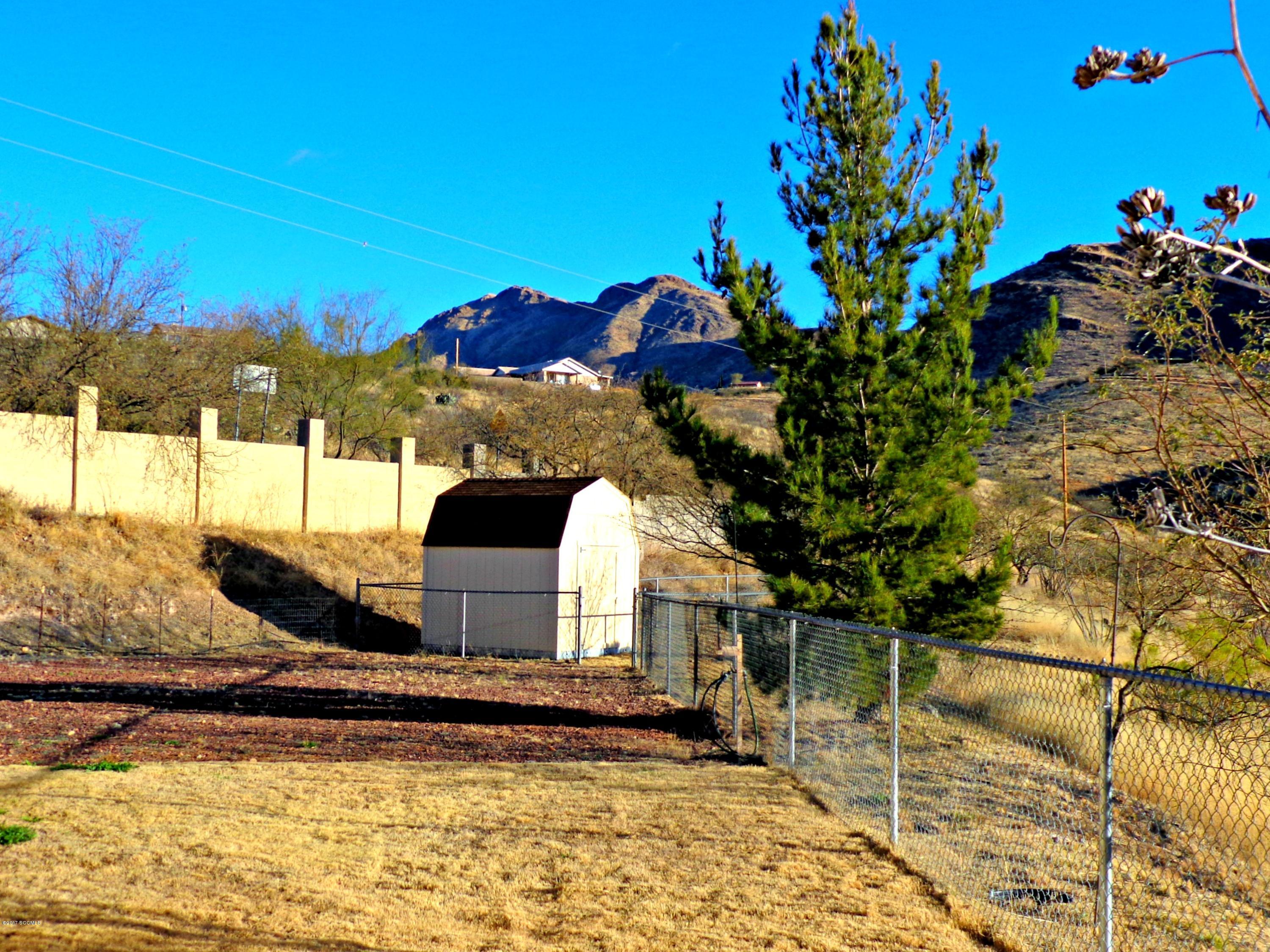 Rio Rico Ranchettes 3 - Residential