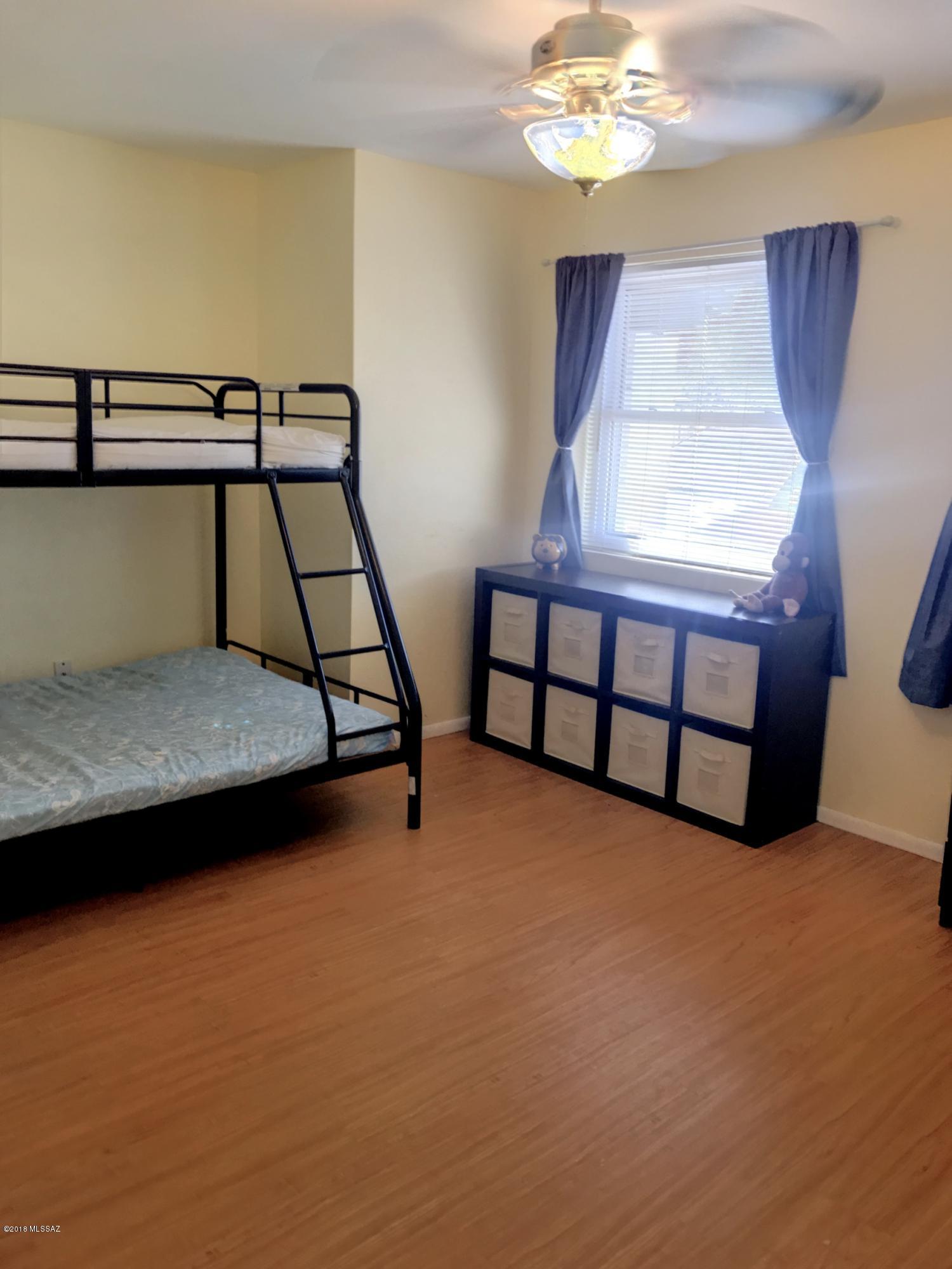 Casas Adobes Park (277-415) - Residential