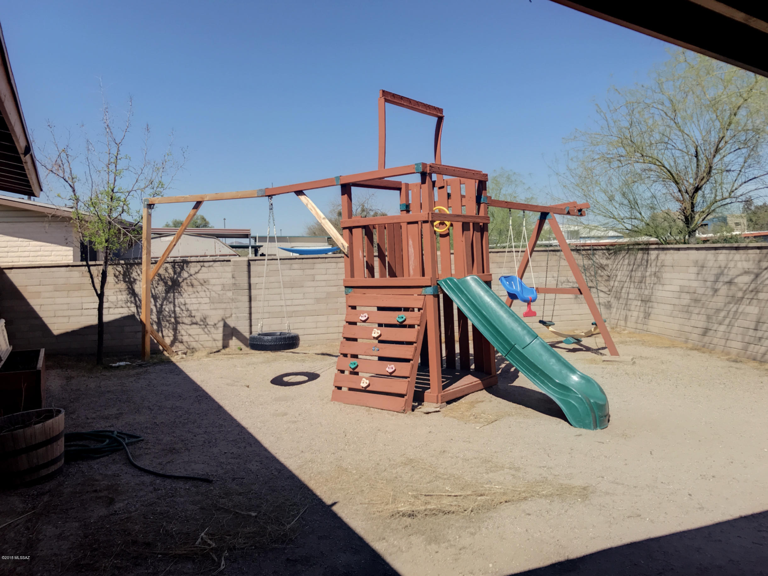 Casas Adobes Park (277-415) - Residential
